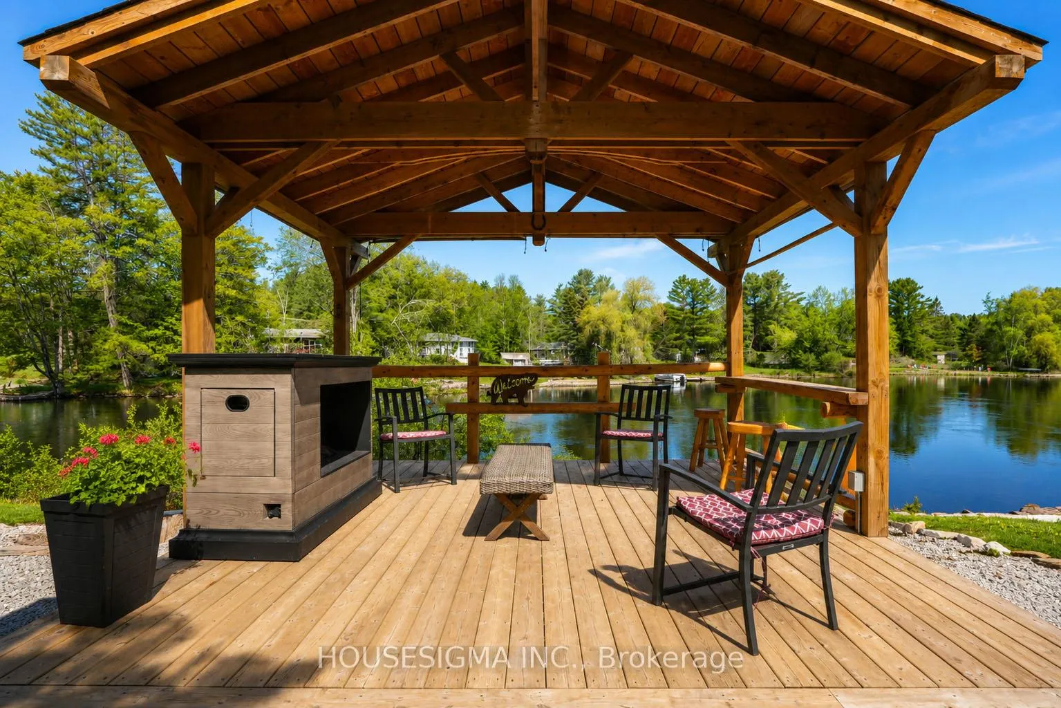 Photo 4 of 8150 Laidlaw Avenue, Ramara, Rural Ramara — HOMEH