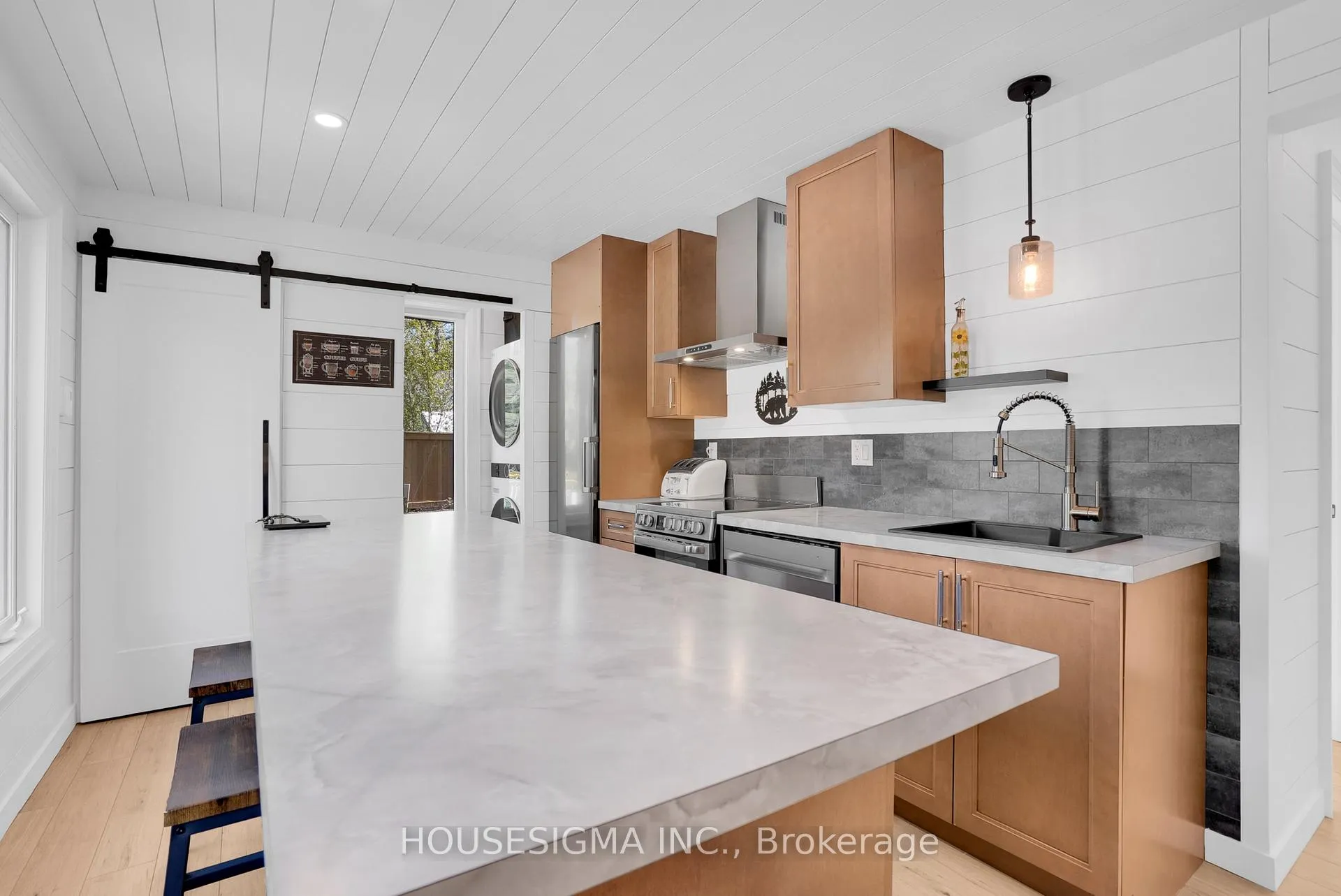 Photo 7 of 8150 Laidlaw Avenue, Ramara, Rural Ramara — HOMEH
