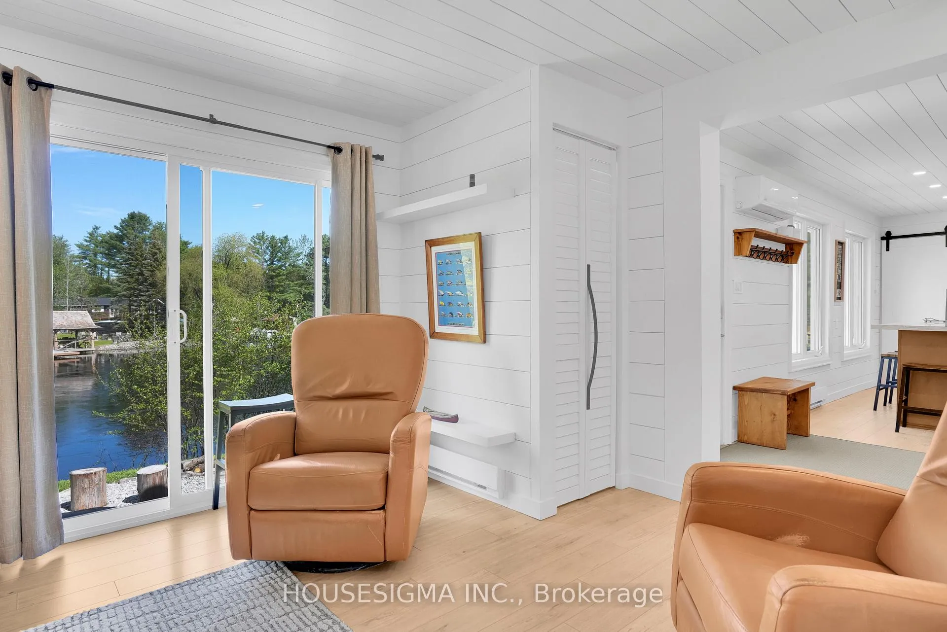 Photo 13 of 8150 Laidlaw Avenue, Ramara, Rural Ramara — HOMEH