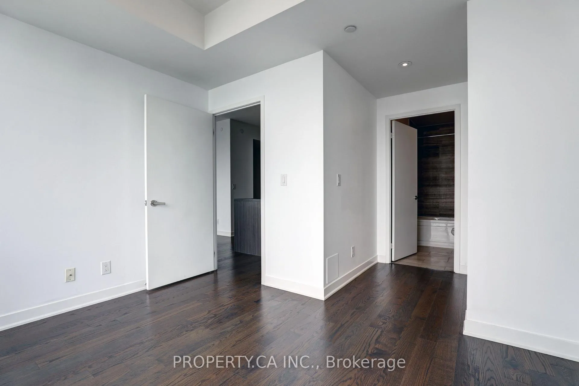 Photo 24 of Unit 6706, 88 Harbour Street, Toronto, Waterfront Communities — HOMEH