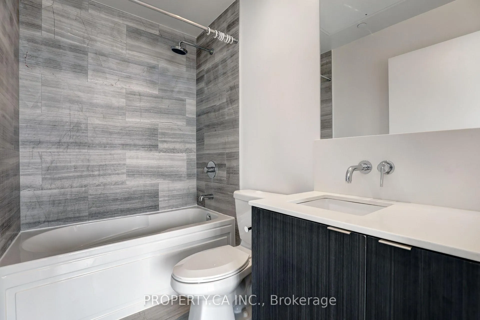 Photo 27 of Unit 6706, 88 Harbour Street, Toronto, Waterfront Communities — HOMEH