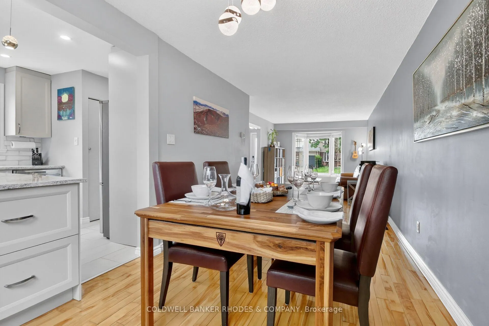 Photo 8 of 2439 Autumn Hill Crescent, Ottawa, Blackburn Hamlet (South) — HOMEH