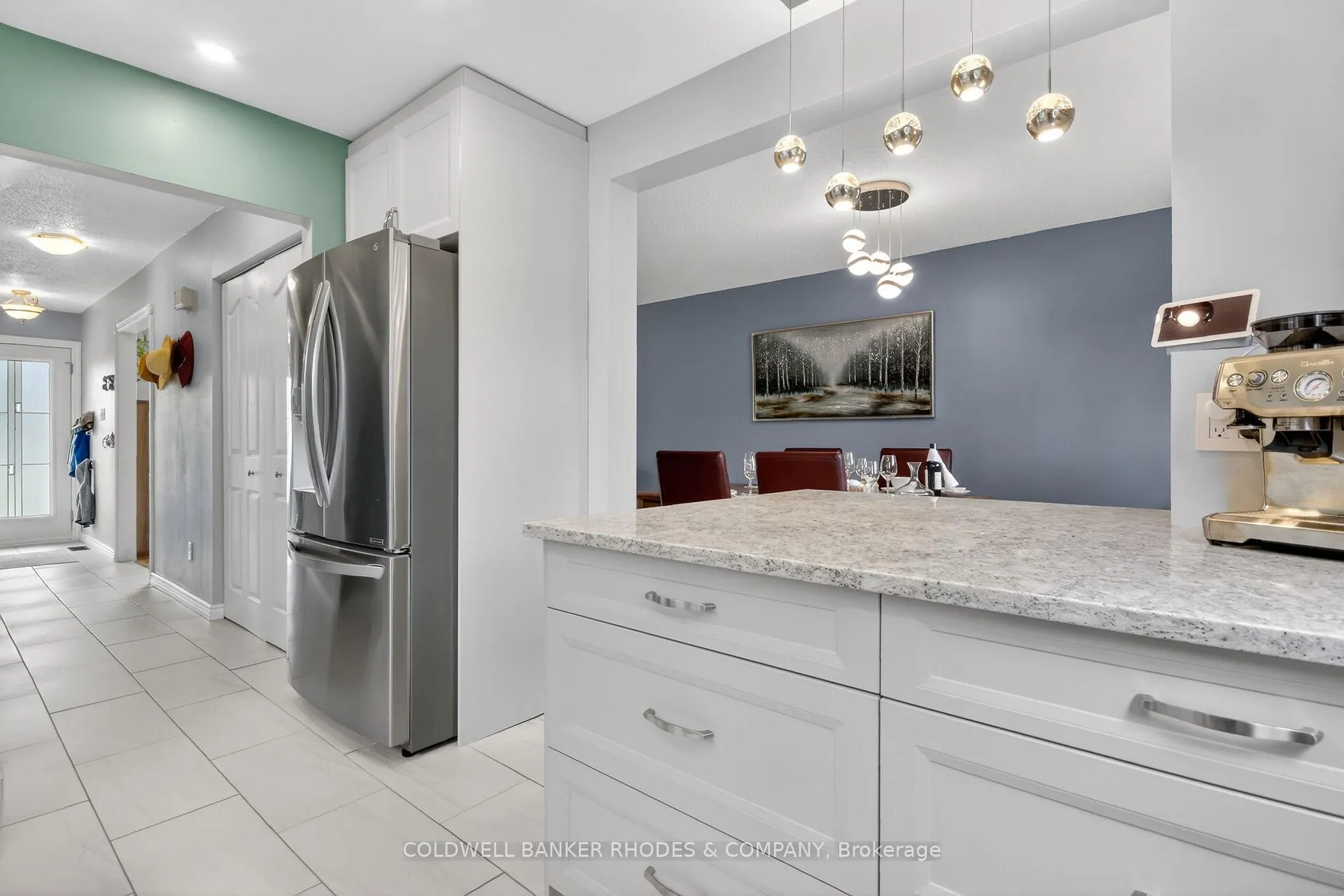 Photo 13 of 2439 Autumn Hill Crescent, Ottawa, Blackburn Hamlet (South) — HOMEH