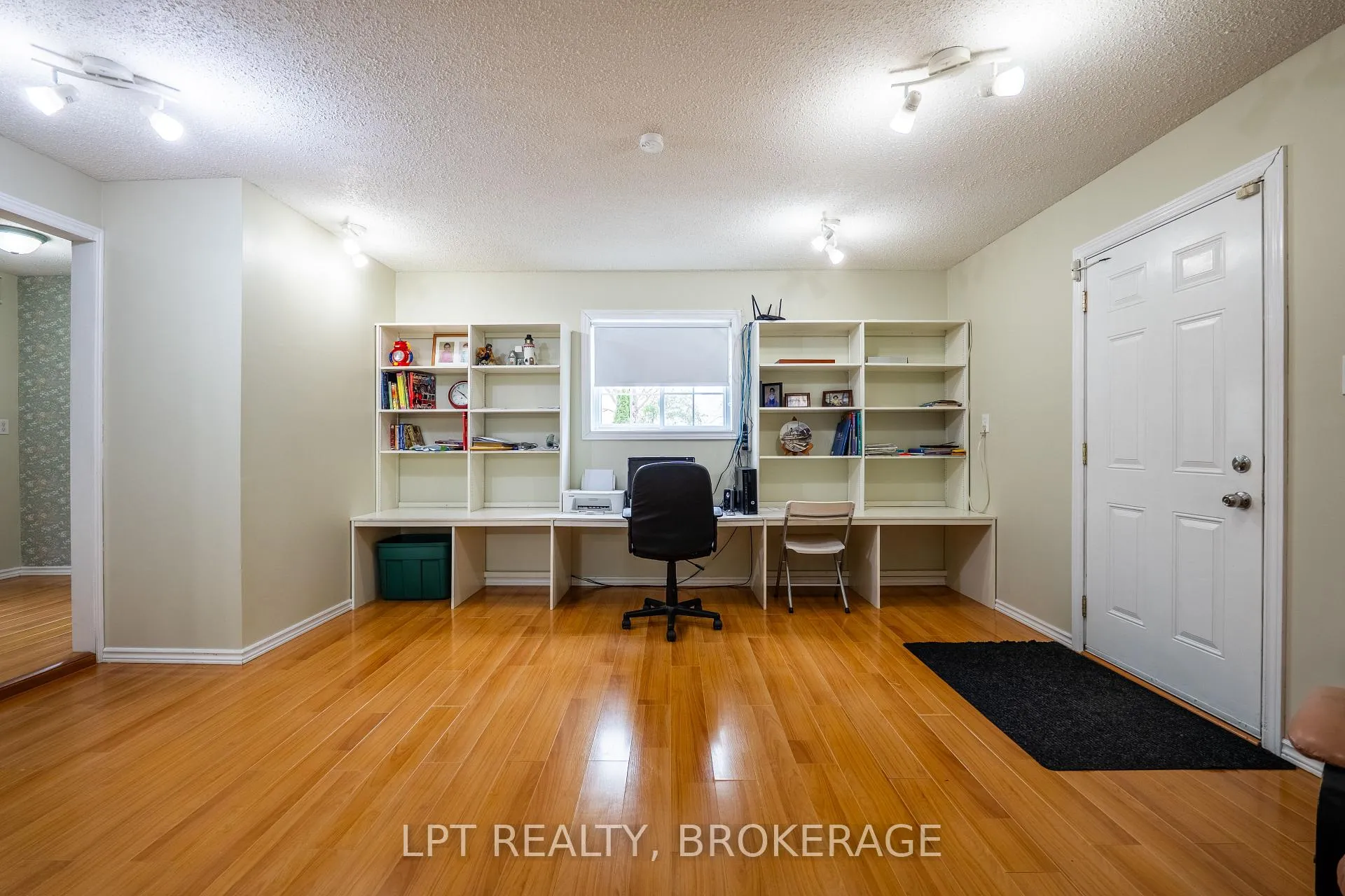 Photo 14 of 2202 Sands Road, Frontenac, Frontenac South — HOMEH