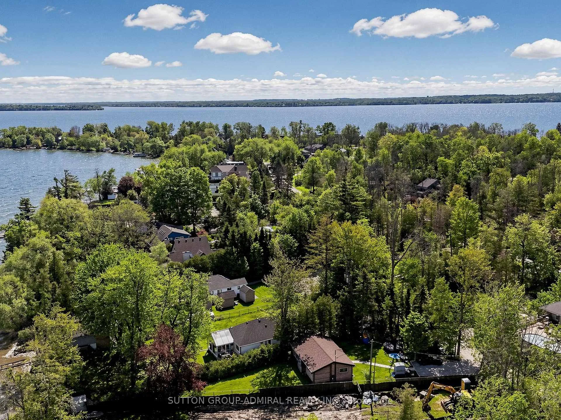 Photo 8 of 770 Cedarvale Drive, Innisfil, Rural Innisfil — HOMEH