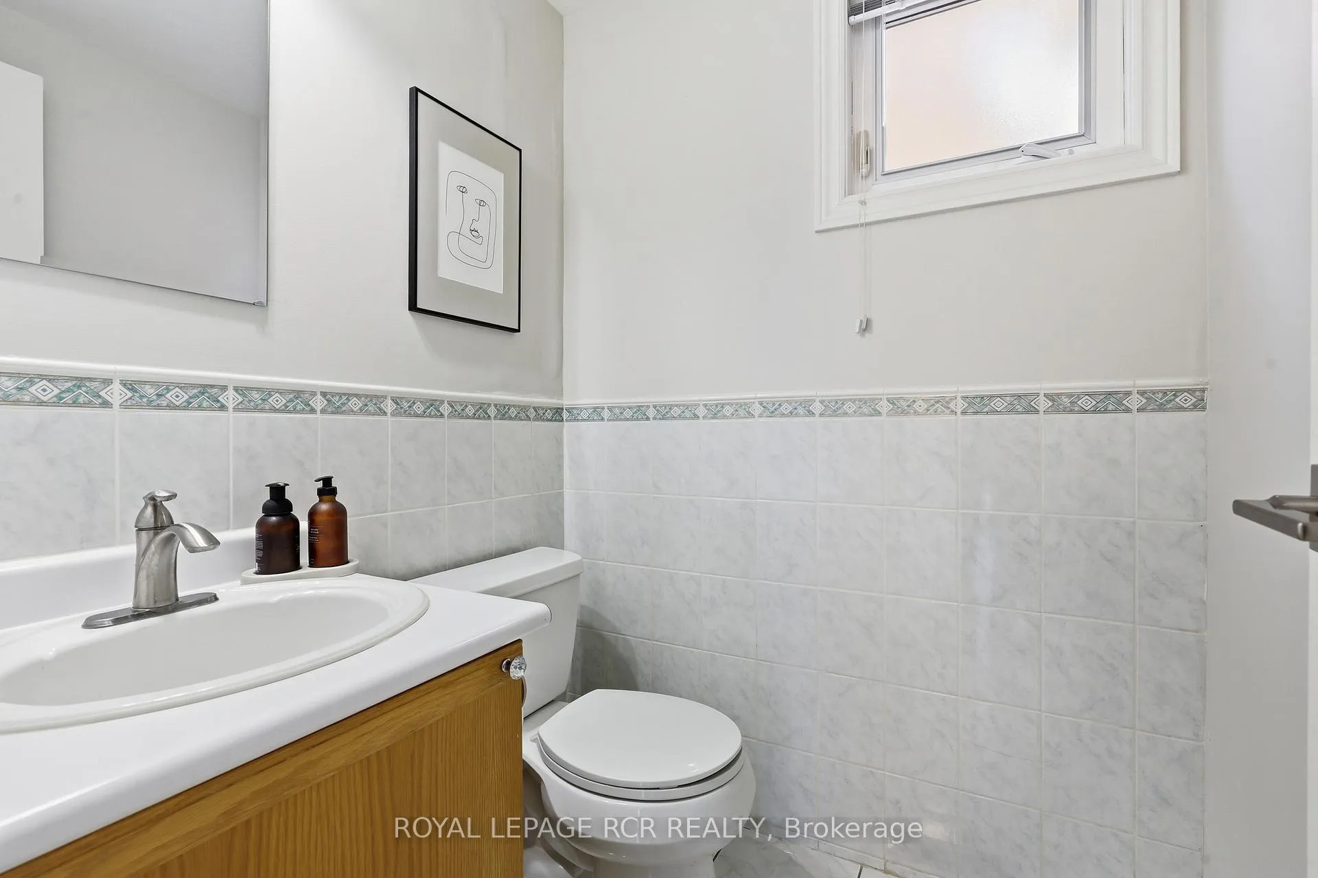 Photo 9 of 50 Whitbread Avenue, Caledon, Bolton East — HOMEH