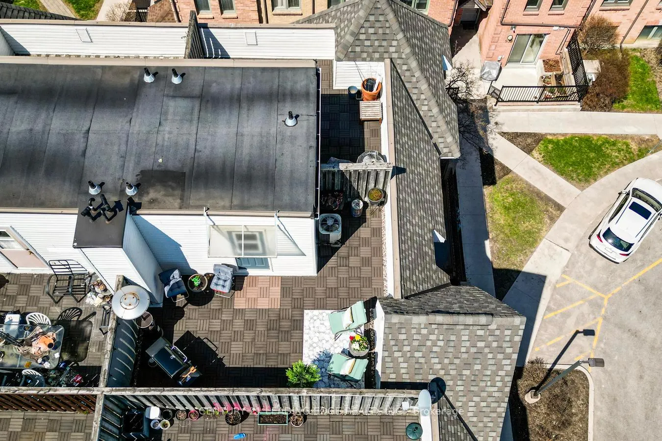 Photo 37 of Unit 608, 75 Weldrick Road E, Richmond Hill, Observatory — HOMEH