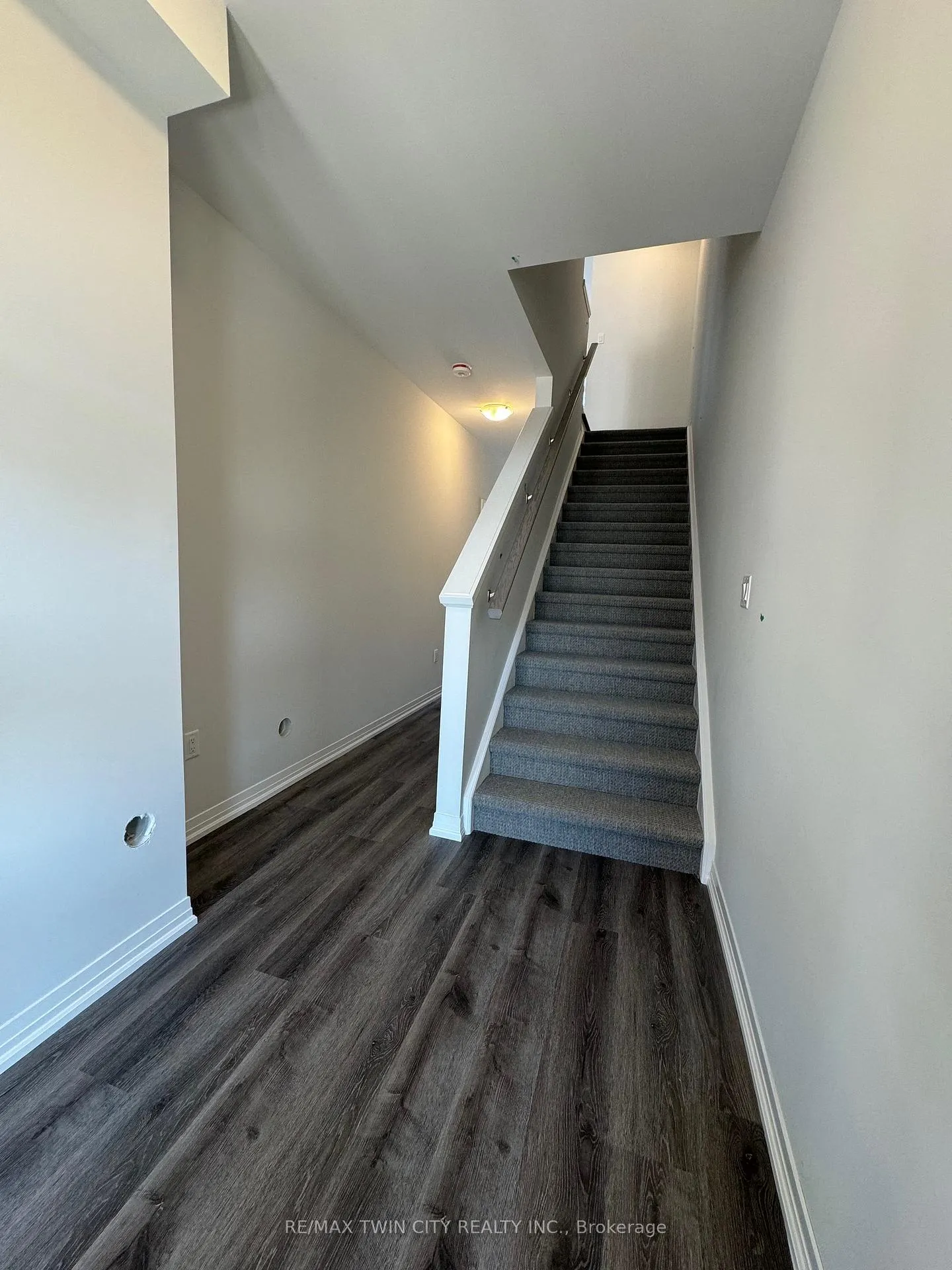 Photo 5 of Unit 26, 155 Equestrian Way, Cambridge, Preston Heights — HOMEH