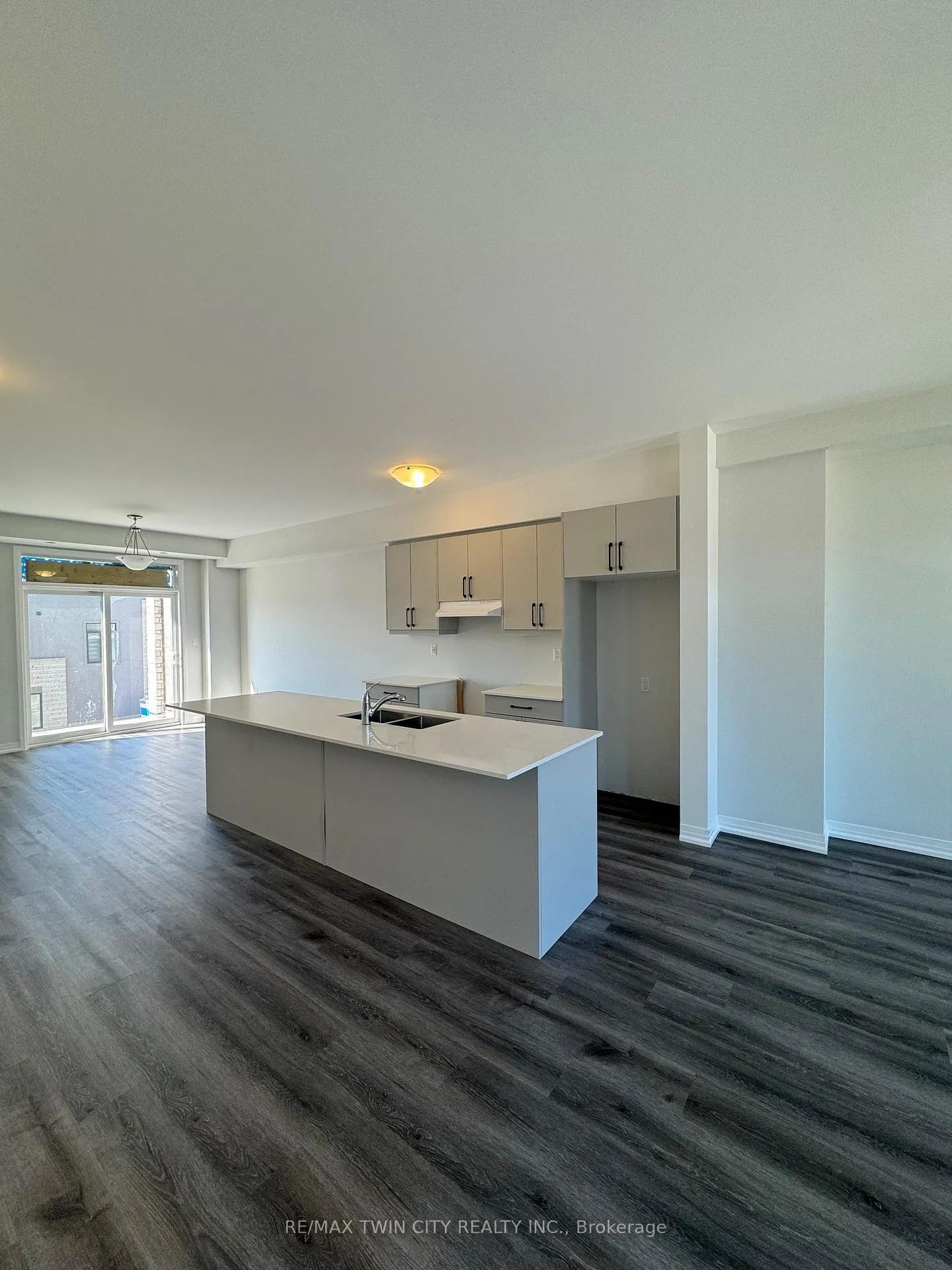 Photo 12 of Unit 26, 155 Equestrian Way, Cambridge, Preston Heights — HOMEH