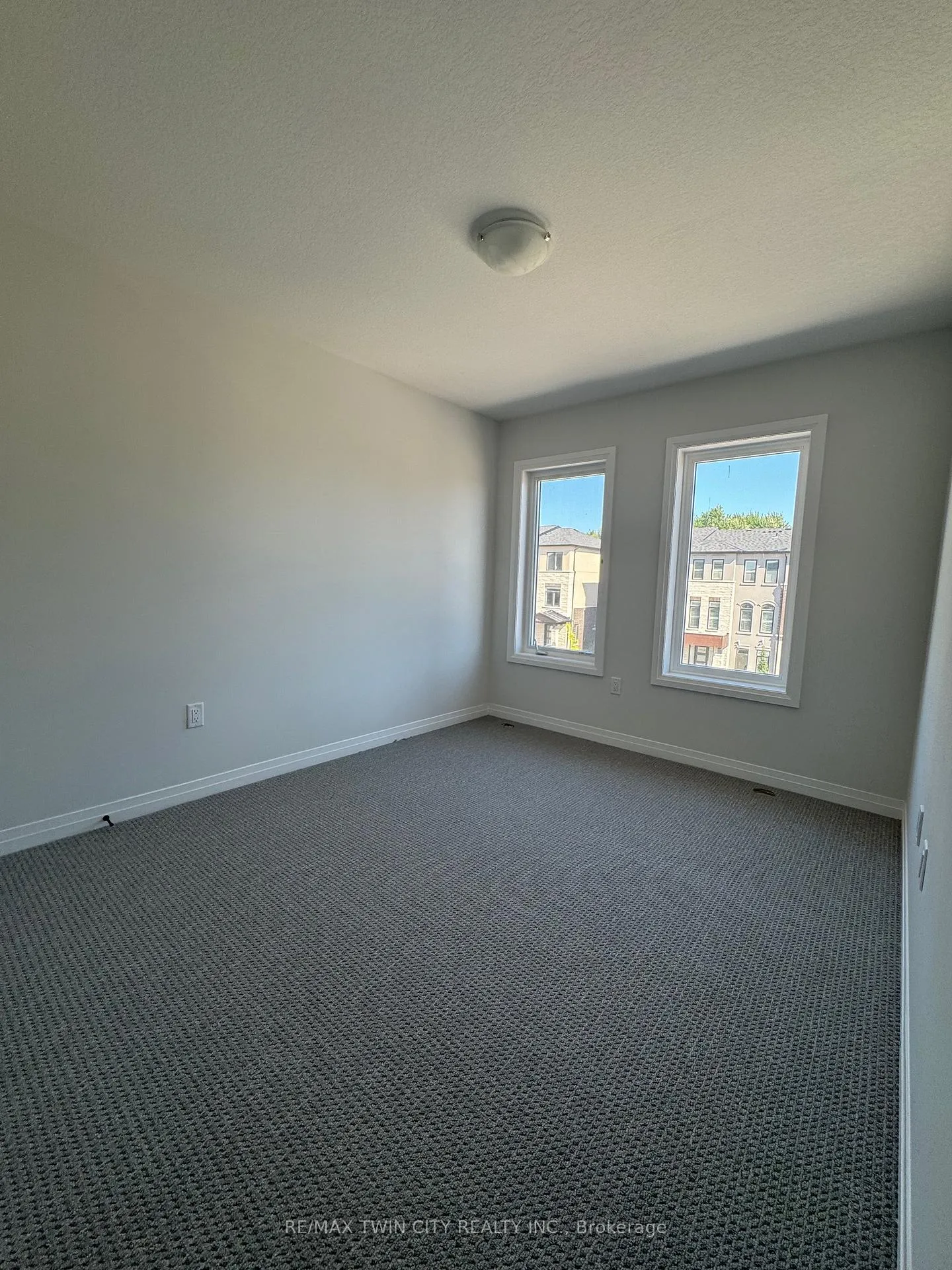 Photo 16 of Unit 26, 155 Equestrian Way, Cambridge, Preston Heights — HOMEH