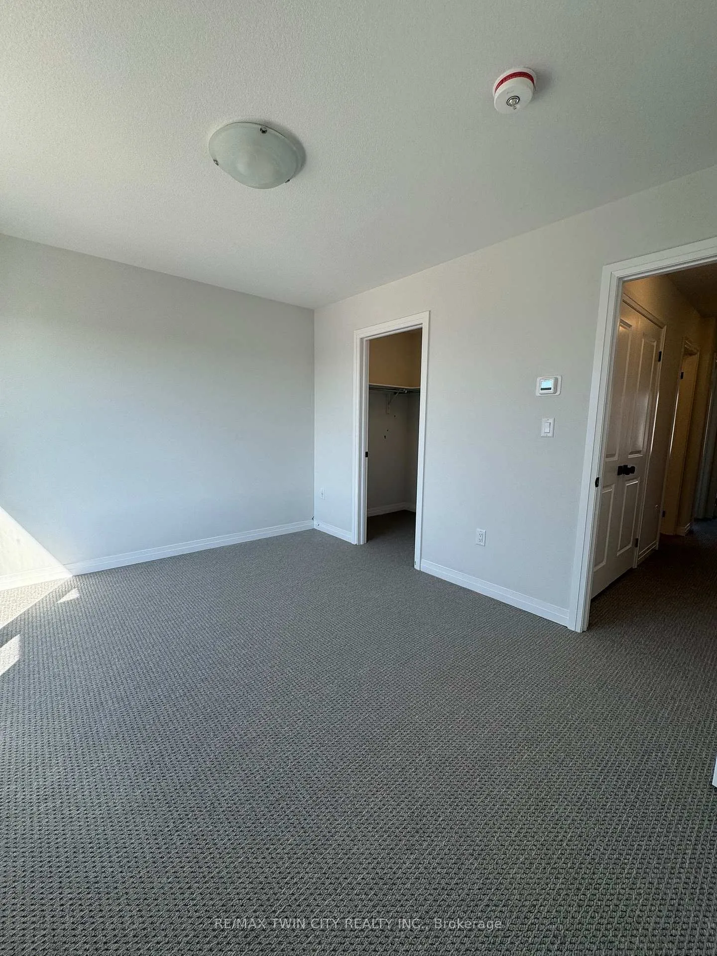 Photo 20 of Unit 26, 155 Equestrian Way, Cambridge, Preston Heights — HOMEH