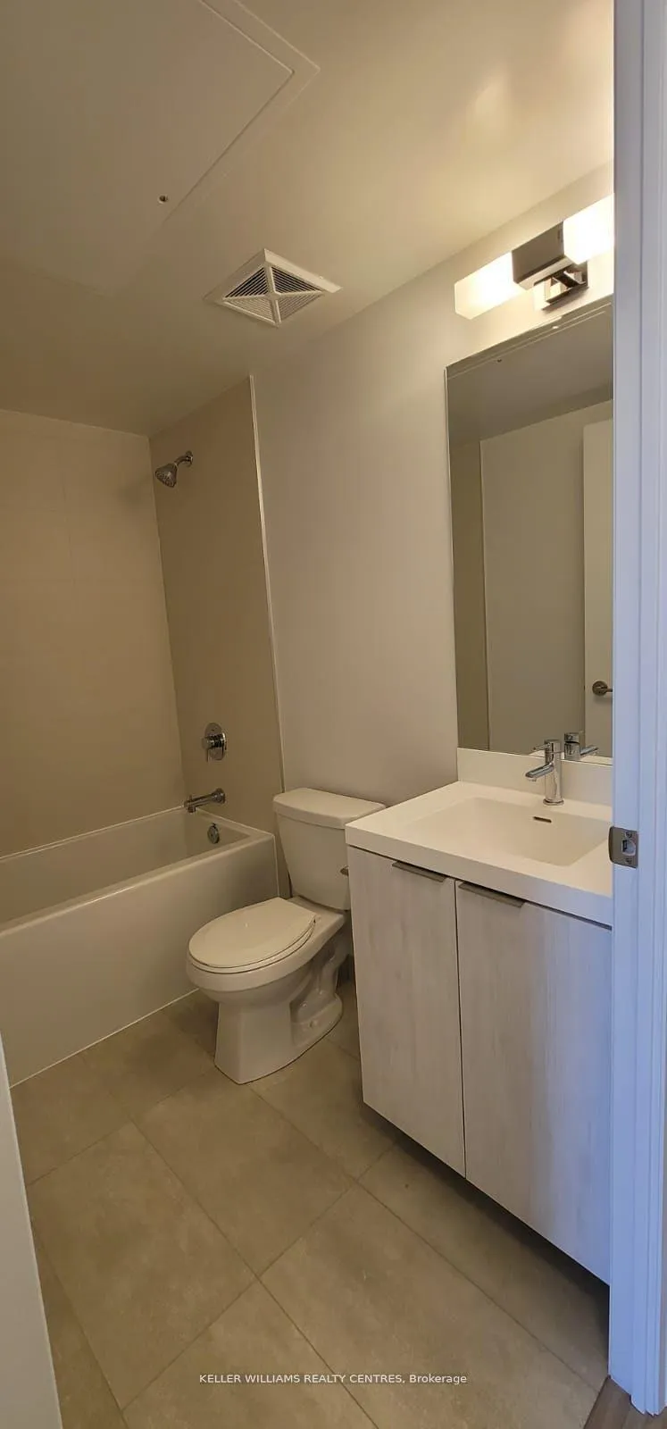 Photo 9 of Unit 2515, 8 Widmer Street, Toronto, Waterfront Communities — HOMEH