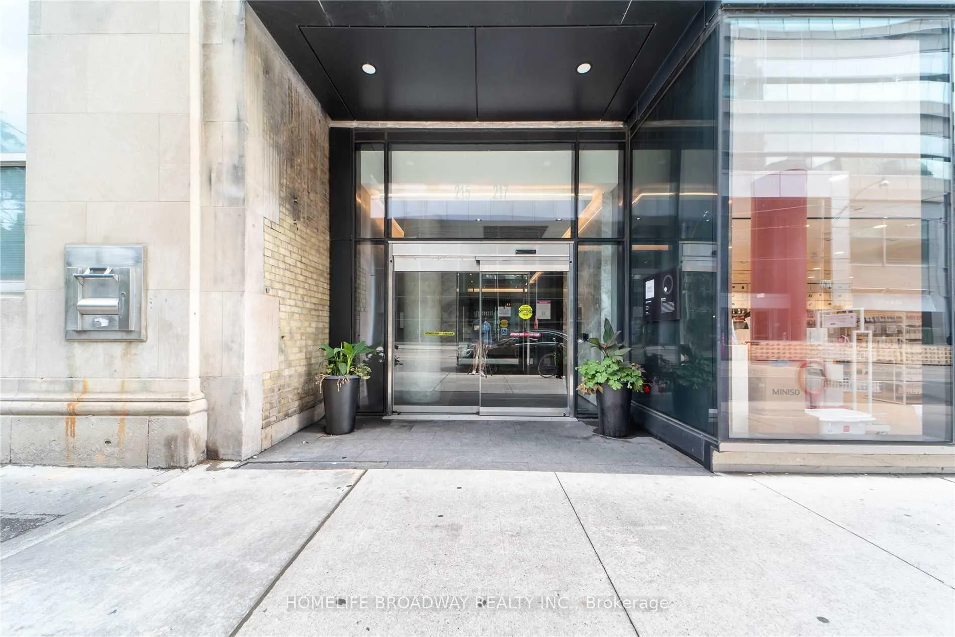 Photo 11 of Unit 609, 215 Queen Street W, Toronto, Waterfront Communities — HOMEH