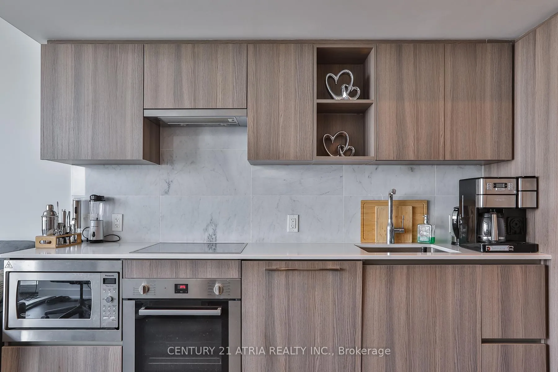 Photo 3 of Unit 3715, 19 Bathurst Street, Toronto, Waterfront Communities — HOMEH