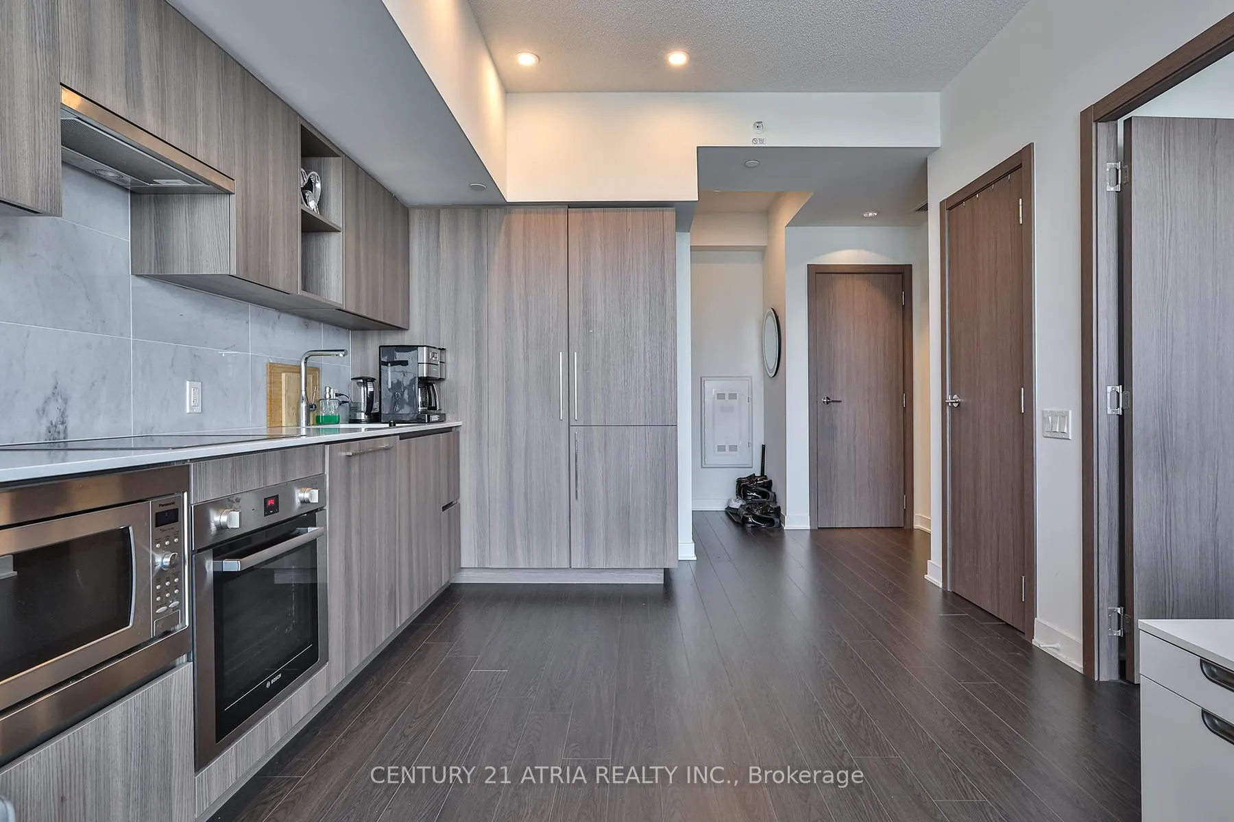 Photo 8 of Unit 3715, 19 Bathurst Street, Toronto, Waterfront Communities — HOMEH
