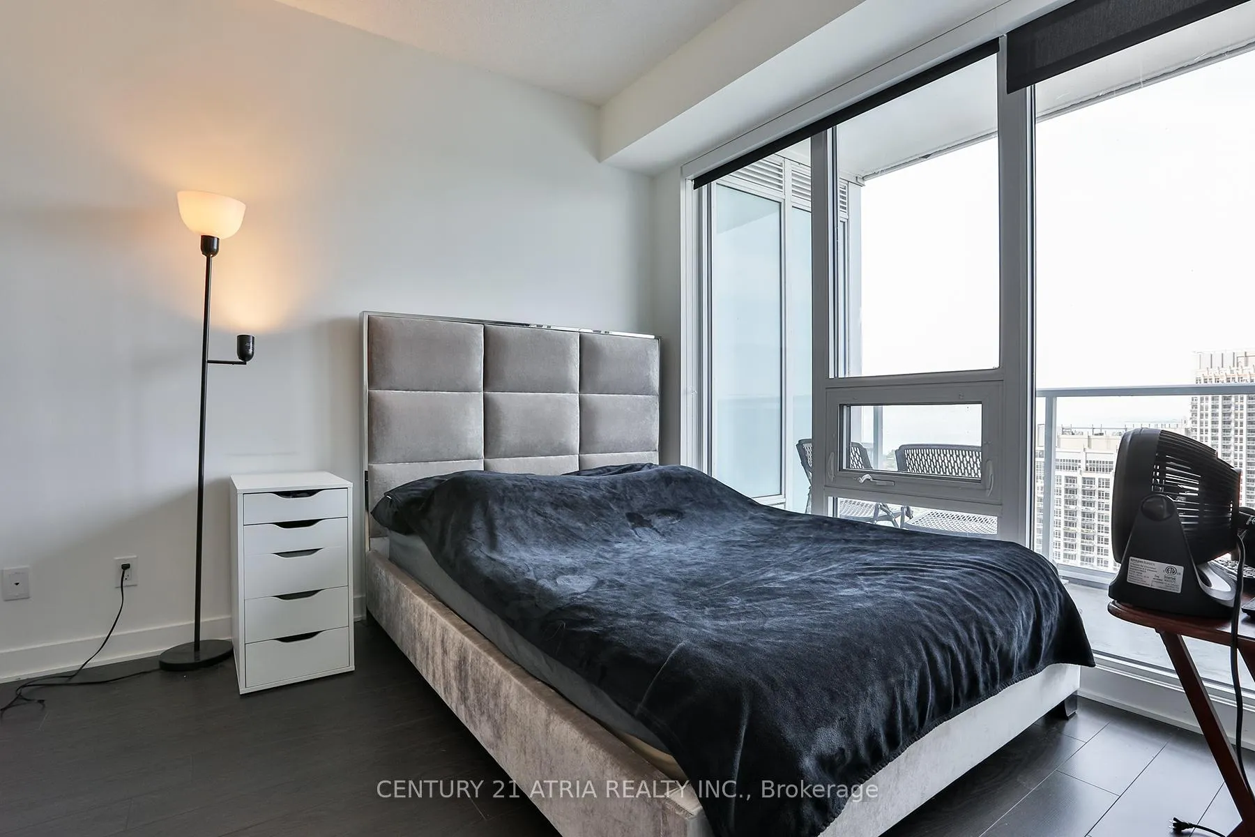 Photo 10 of Unit 3715, 19 Bathurst Street, Toronto, Waterfront Communities — HOMEH