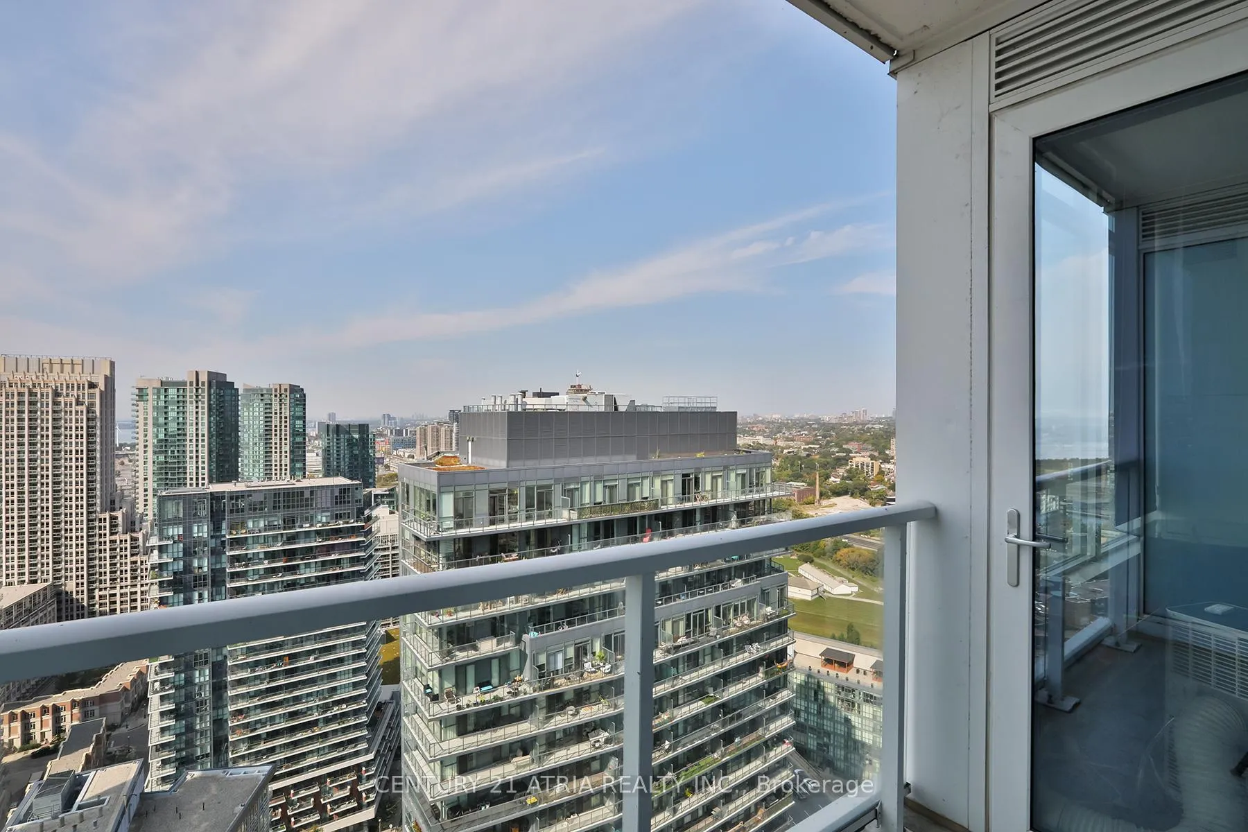Photo 19 of Unit 3715, 19 Bathurst Street, Toronto, Waterfront Communities — HOMEH