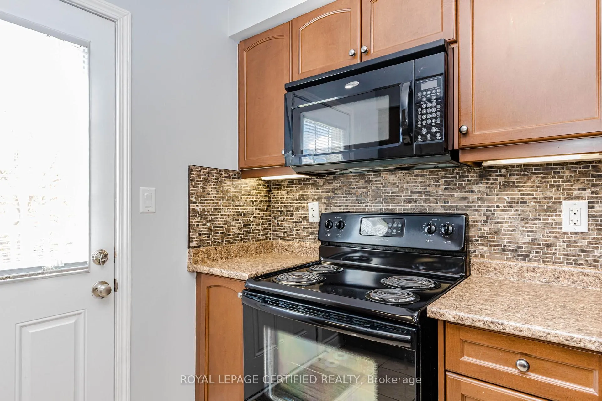 Photo 10 of 557 Speyer Circle, Milton, Harrison — HOMEH