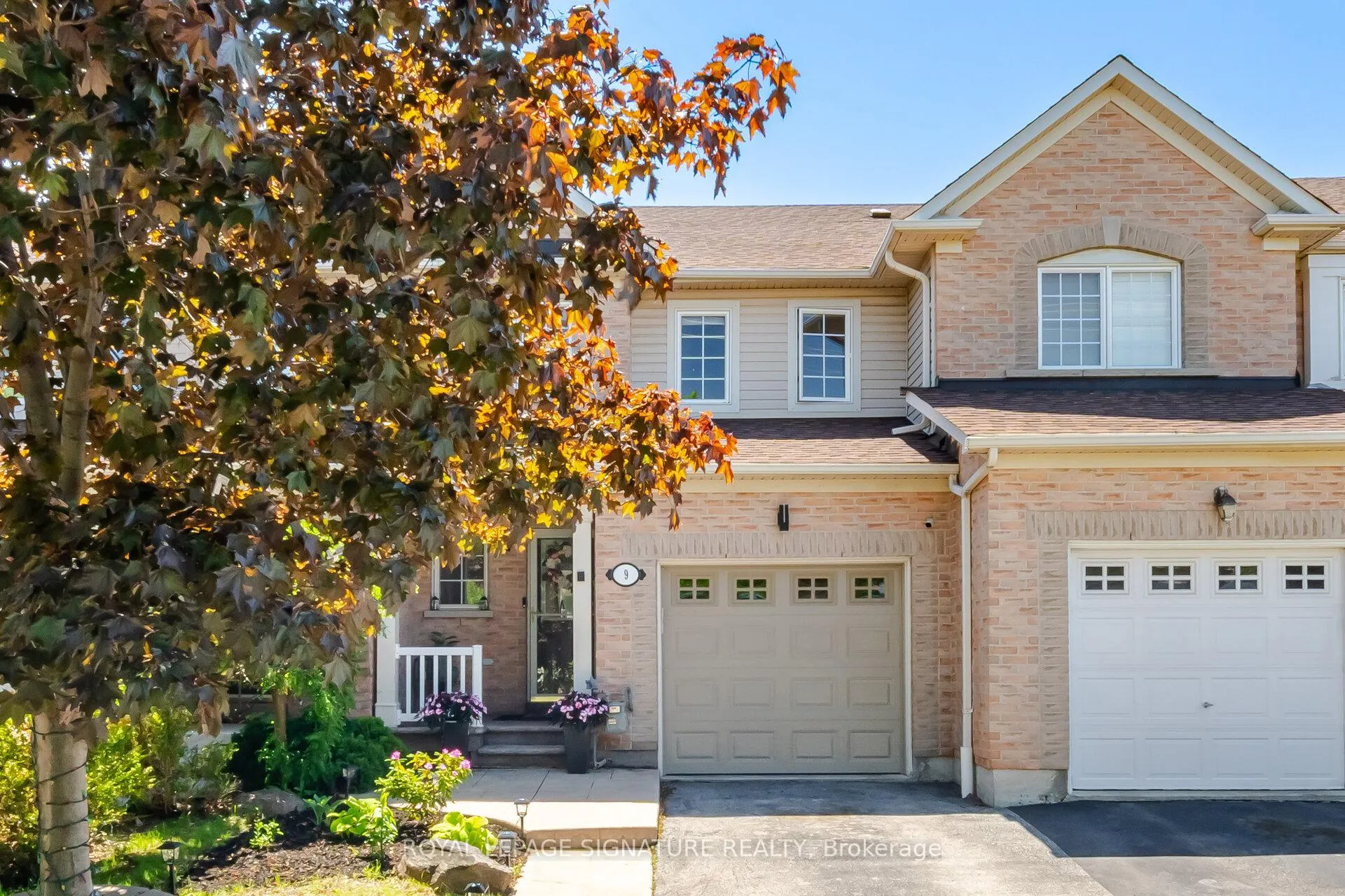 Front of Unit 9, 2511 Boros Road