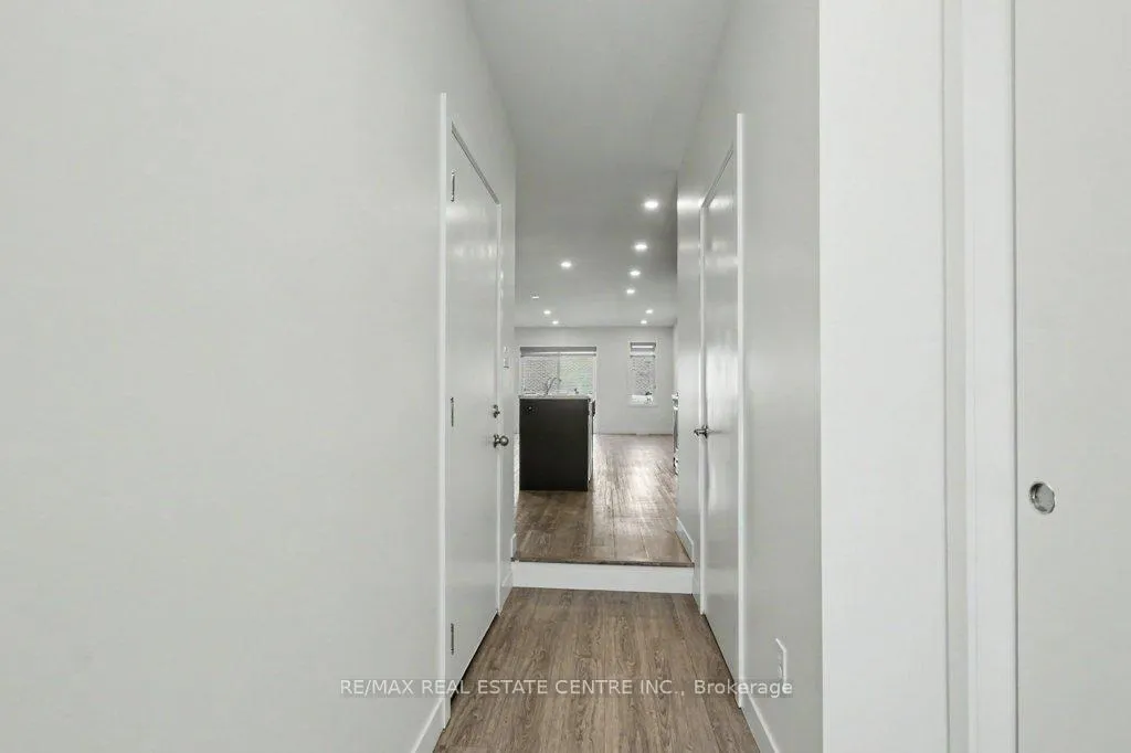 Photo 6 of 87 Pony Way, Kitchener — HOMEH