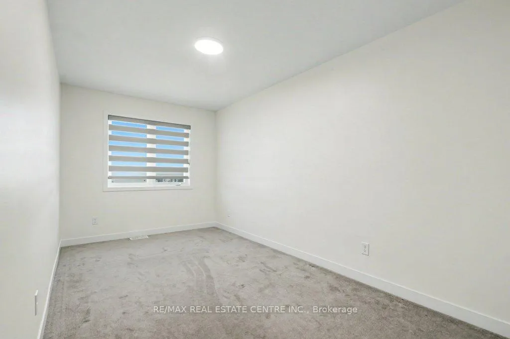Photo 19 of 87 Pony Way, Kitchener — HOMEH