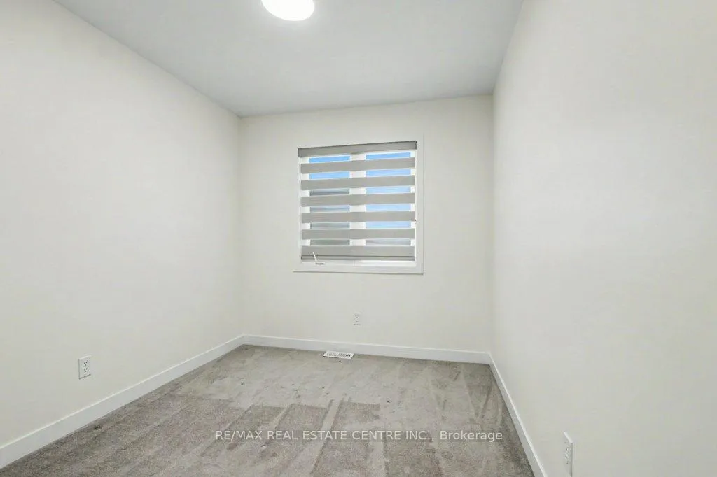 Photo 21 of 87 Pony Way, Kitchener — HOMEH