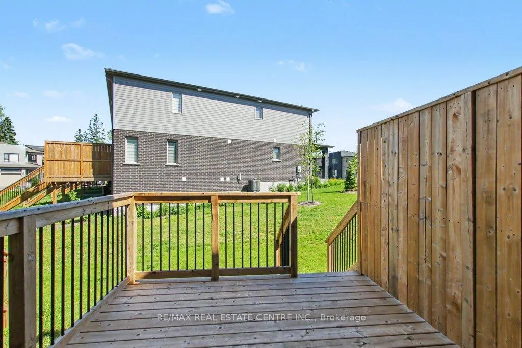 Photo 24 of 87 Pony Way, Kitchener — HOMEH