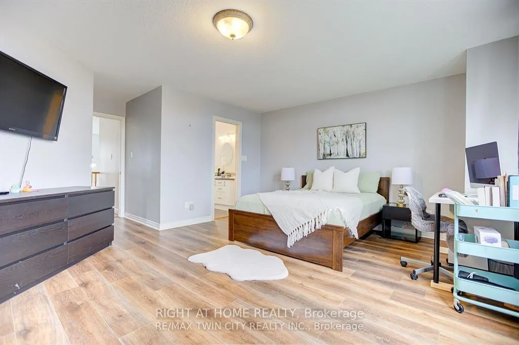 Photo 15 of Unit UPPER, 138 Apple Ridge Drive, Kitchener — HOMEH