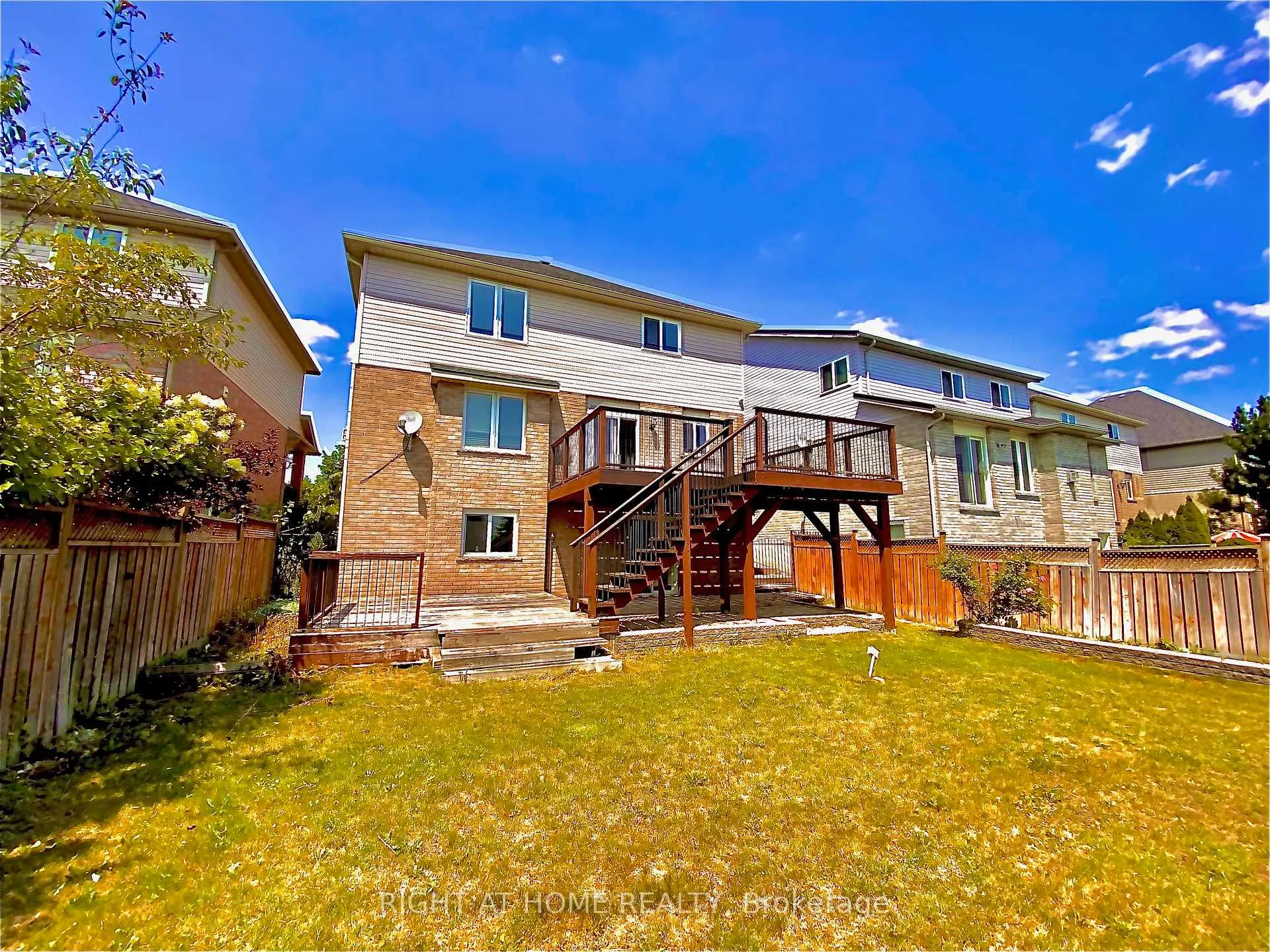 Photo 25 of Unit UPPER, 138 Apple Ridge Drive, Kitchener — HOMEH