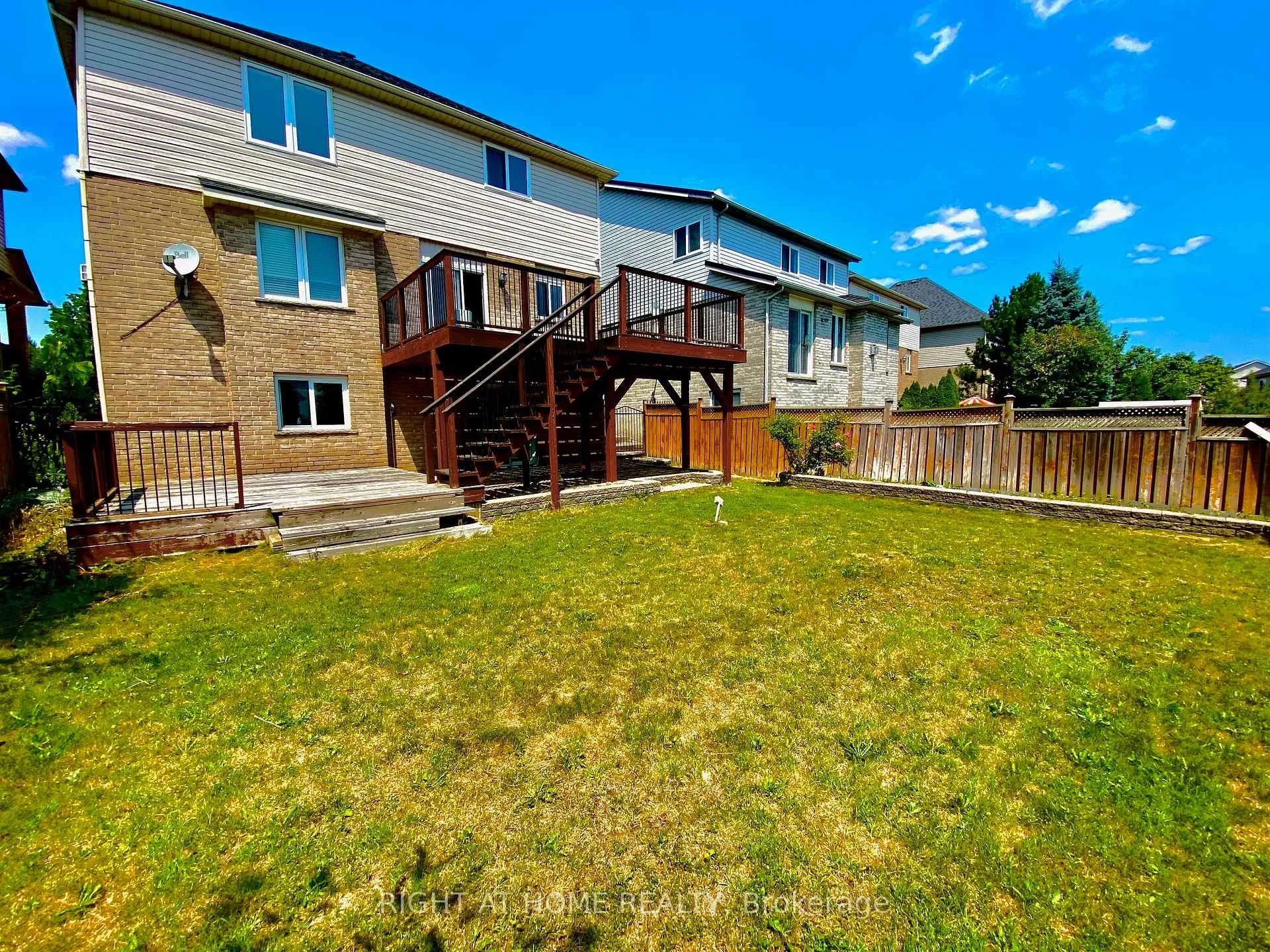 Photo 26 of Unit UPPER, 138 Apple Ridge Drive, Kitchener — HOMEH