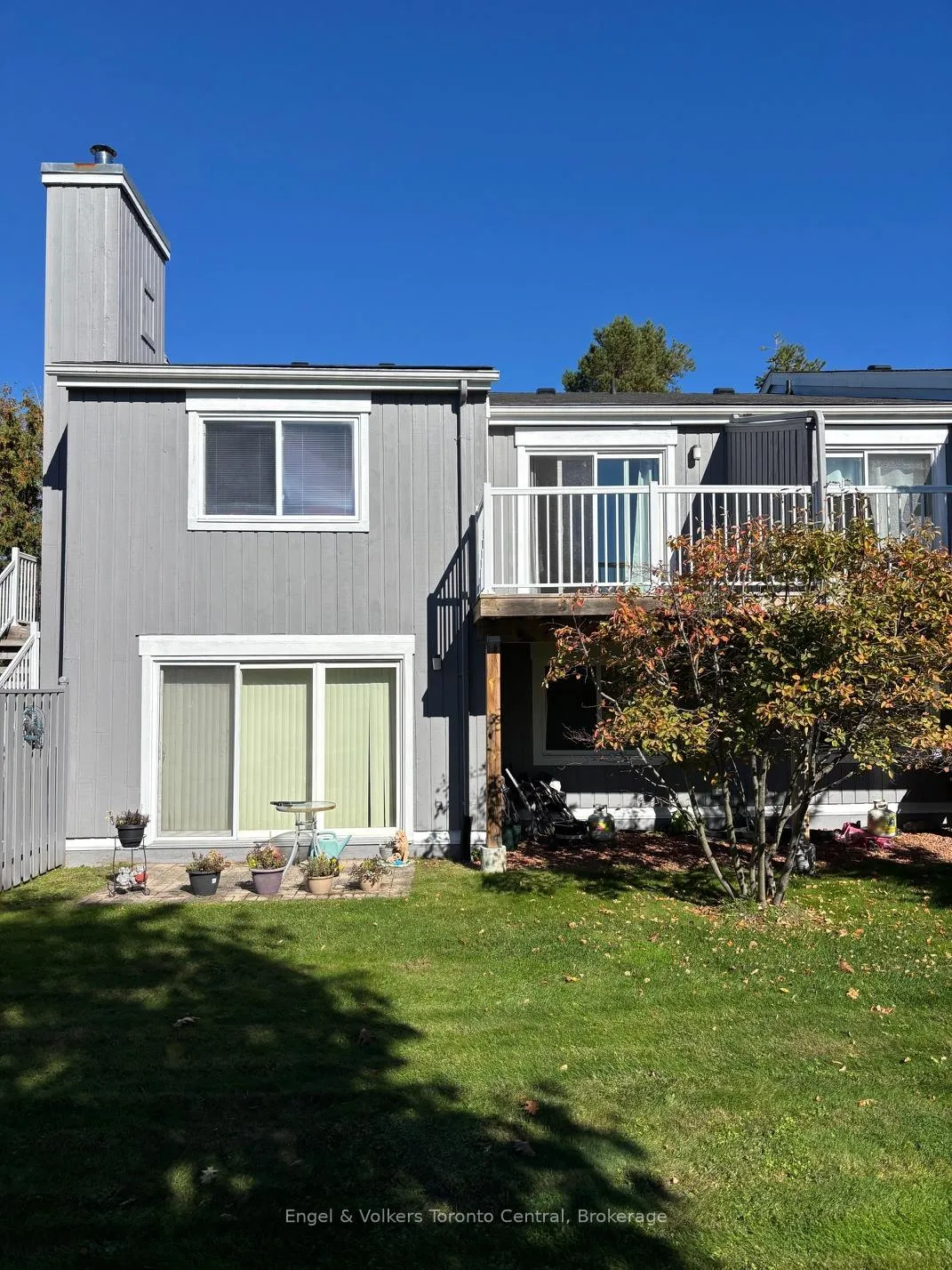 Photo 1 of 23 Dawson Drive, Collingwood — HOMEH