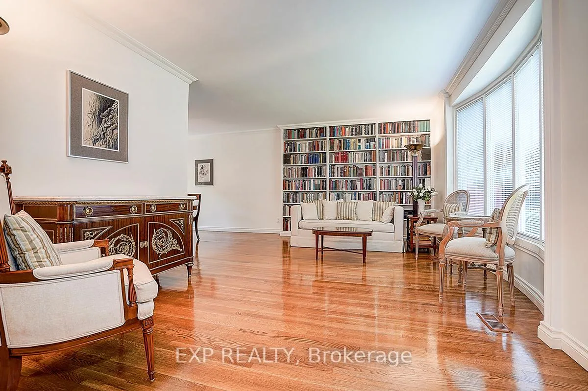 Photo 2 of 62 Kempsell Crescent, North York, Don Valley Village — HOMEH
