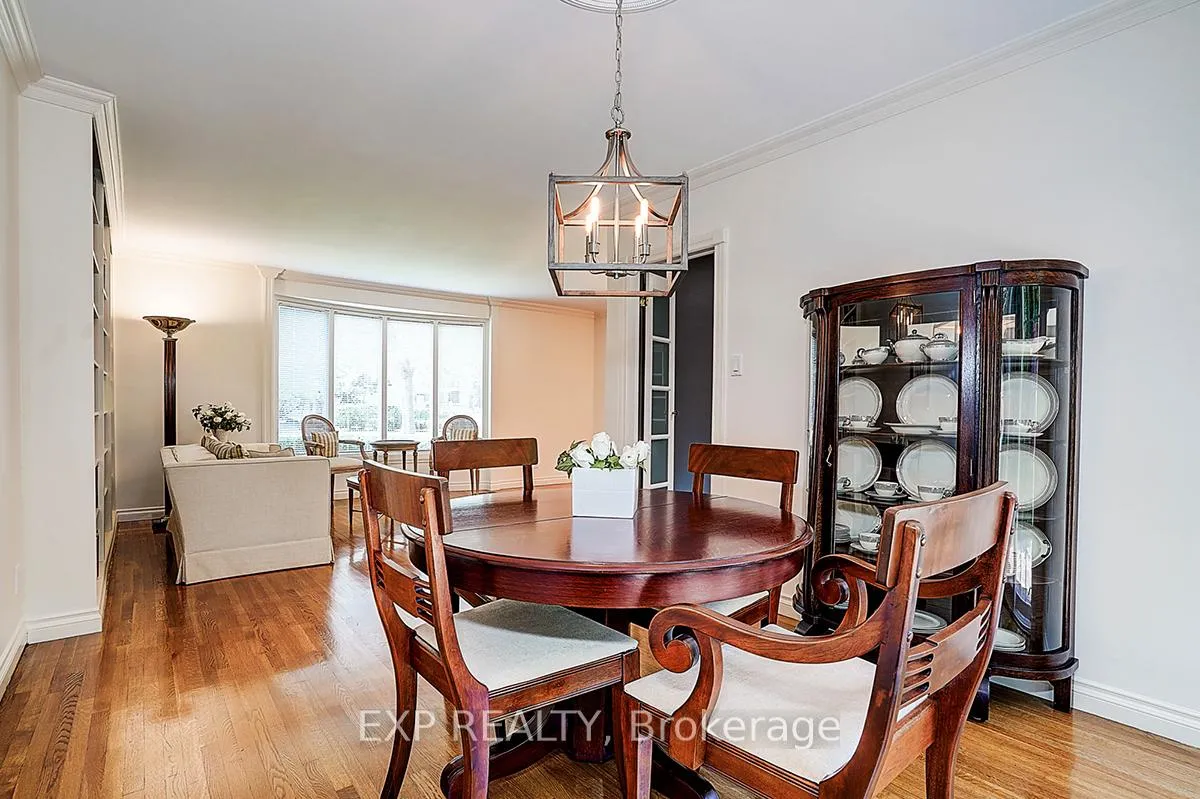 Photo 6 of 62 Kempsell Crescent, North York, Don Valley Village — HOMEH
