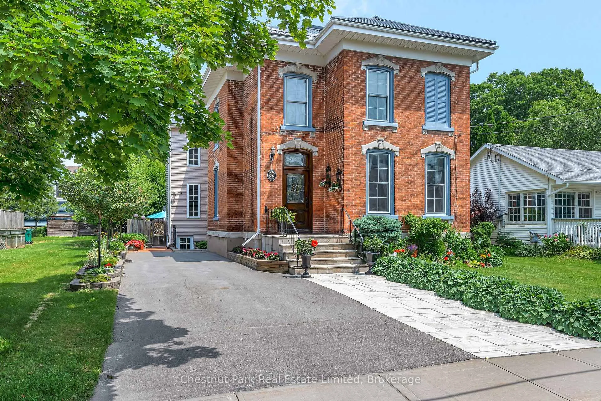 Photo 5 of 26 Centre Street, Prince Edward County, Picton Ward — HOMEH