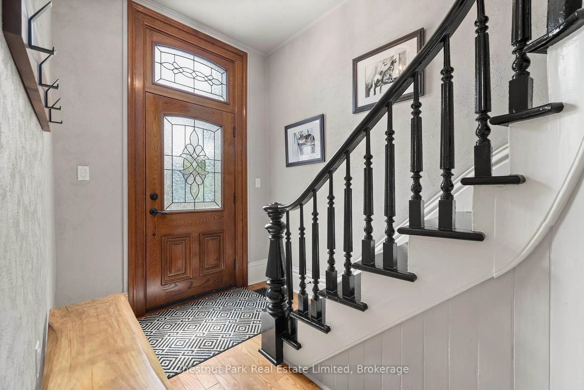 Photo 10 of 26 Centre Street, Prince Edward County, Picton Ward — HOMEH
