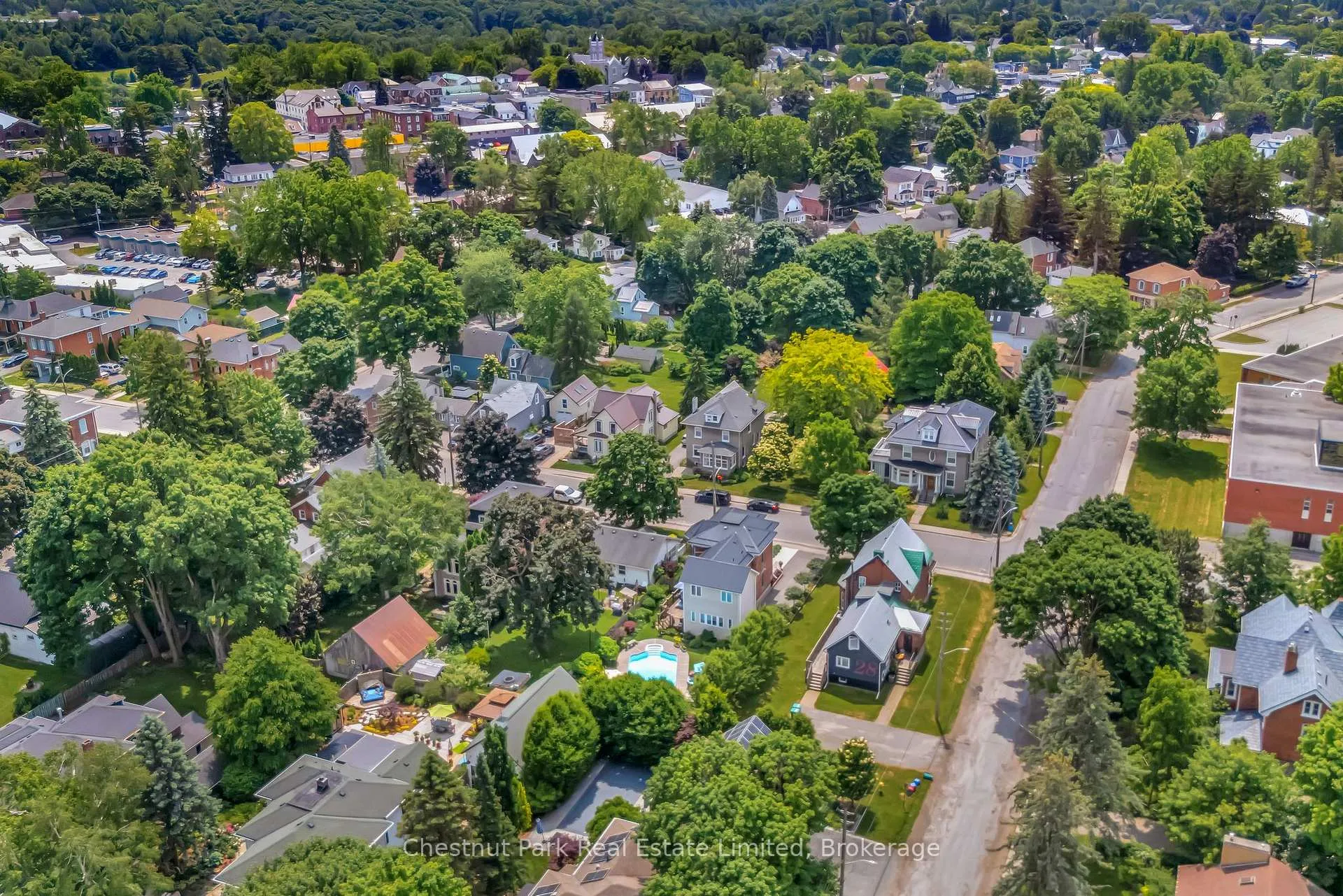 Photo 52 of 26 Centre Street, Prince Edward County, Picton Ward — HOMEH