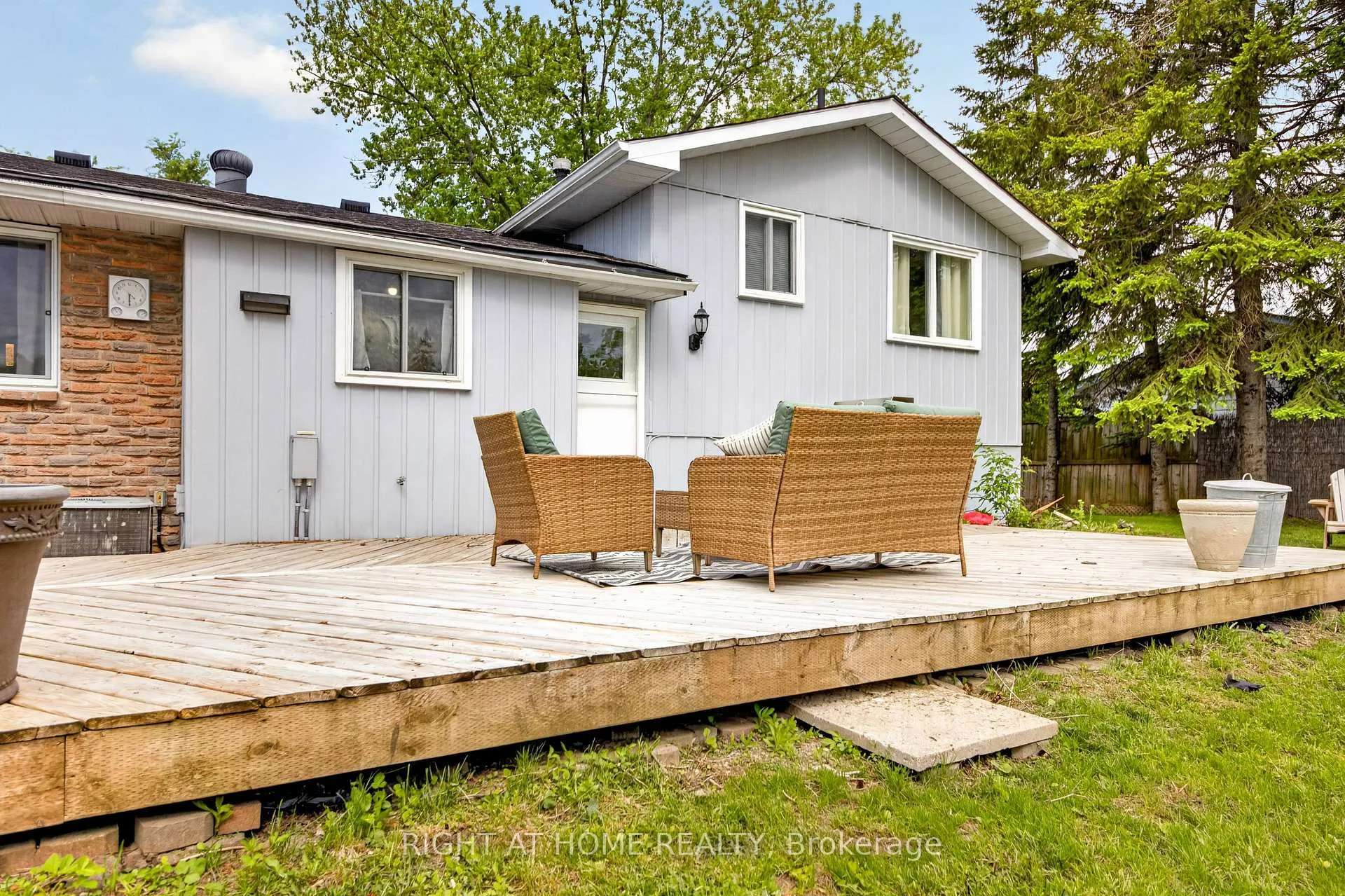 Photo 12 of 277 Pine Street, Barrie, Bayshore — HOMEH