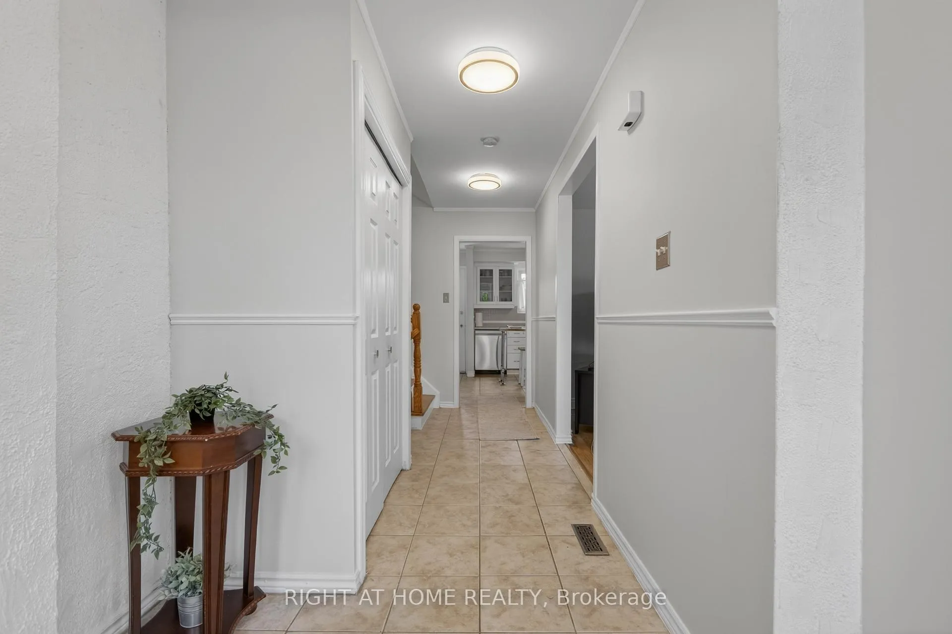 Photo 16 of 277 Pine Street, Barrie, Bayshore — HOMEH