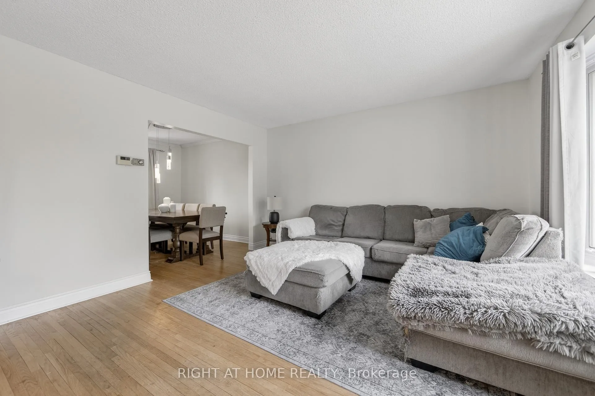 Photo 19 of 277 Pine Street, Barrie, Bayshore — HOMEH