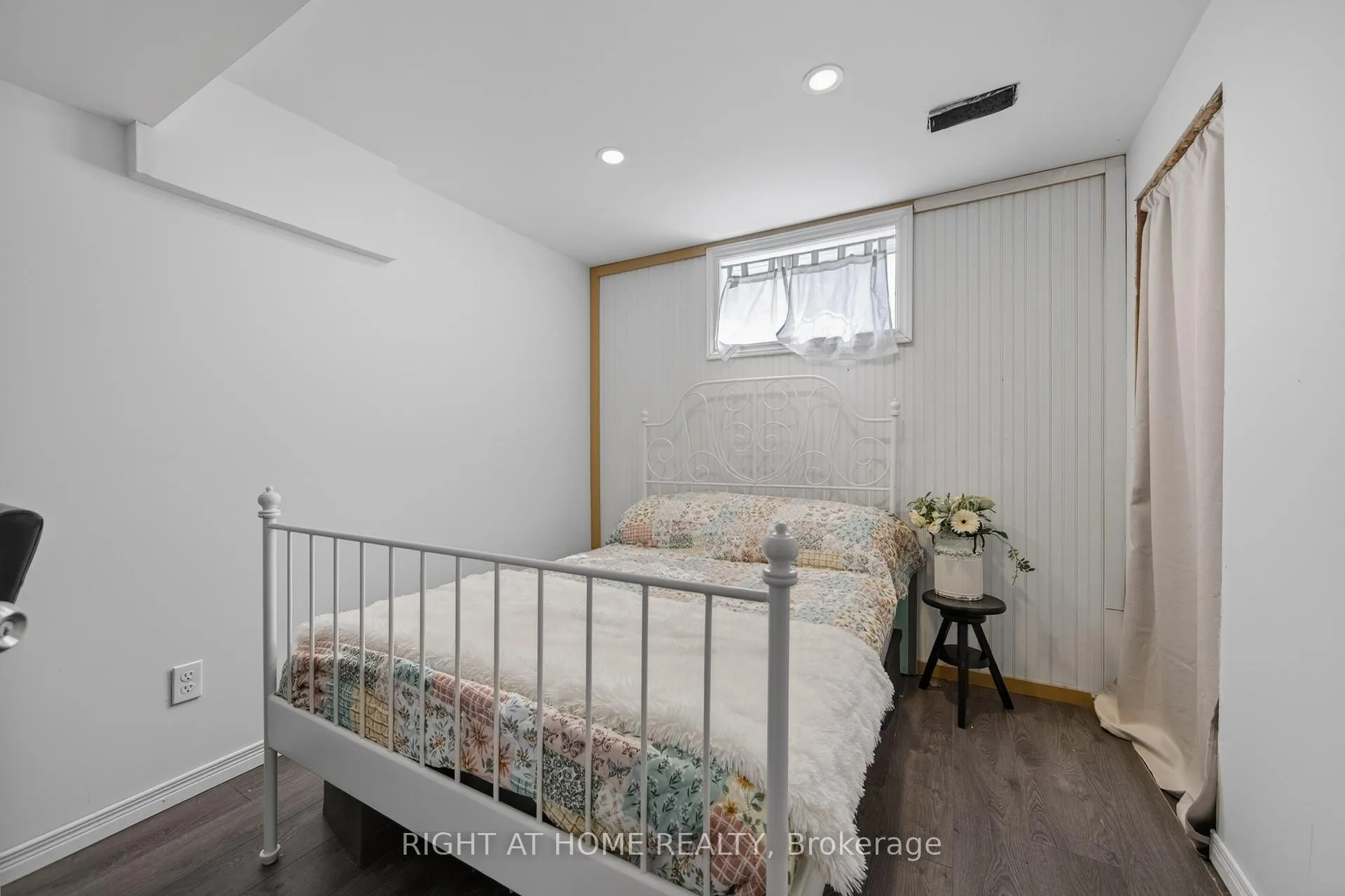 Photo 39 of 277 Pine Street, Barrie, Bayshore — HOMEH