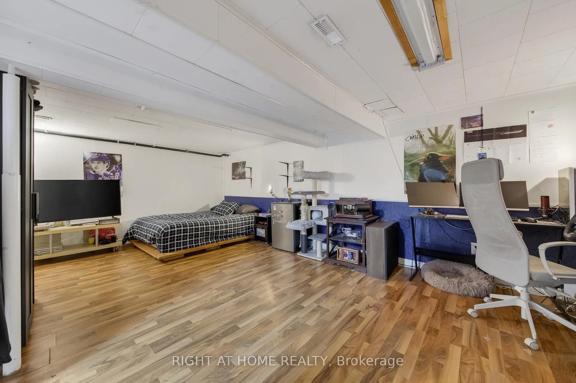 Photo 46 of 277 Pine Street, Barrie, Bayshore — HOMEH