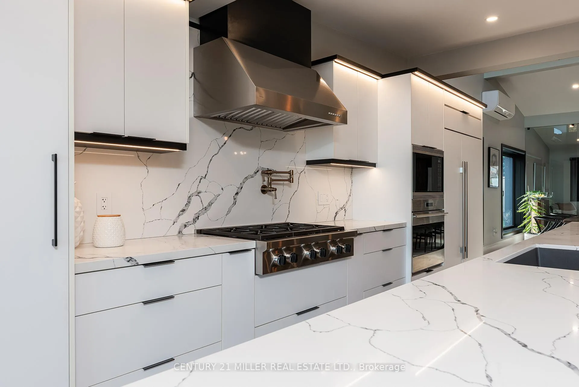 Photo 12 of 121 Edgecliffe Place, Burlington, Appleby — HOMEH