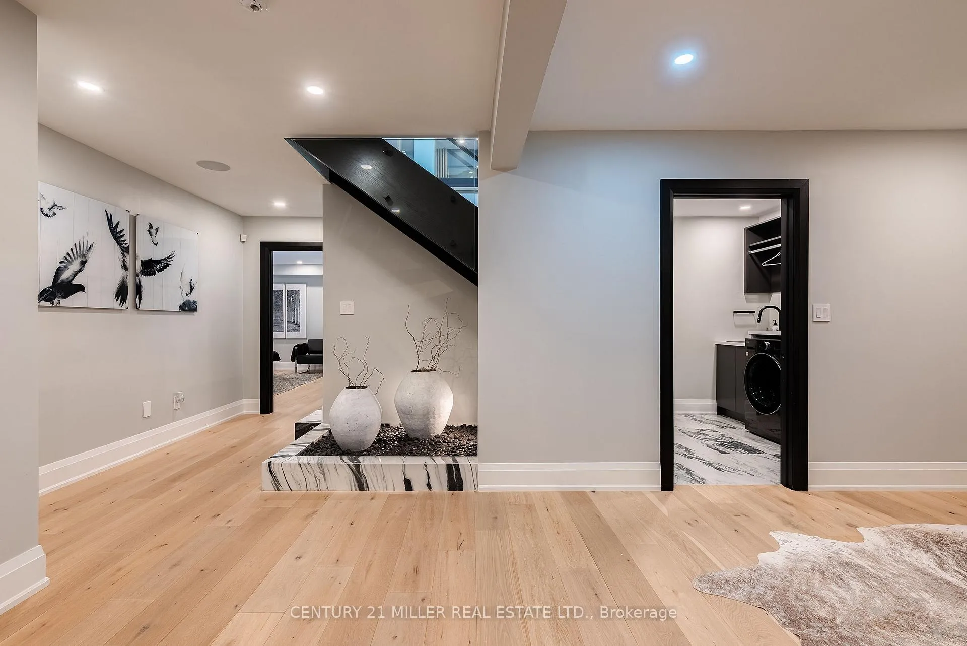 Photo 24 of 121 Edgecliffe Place, Burlington, Appleby — HOMEH
