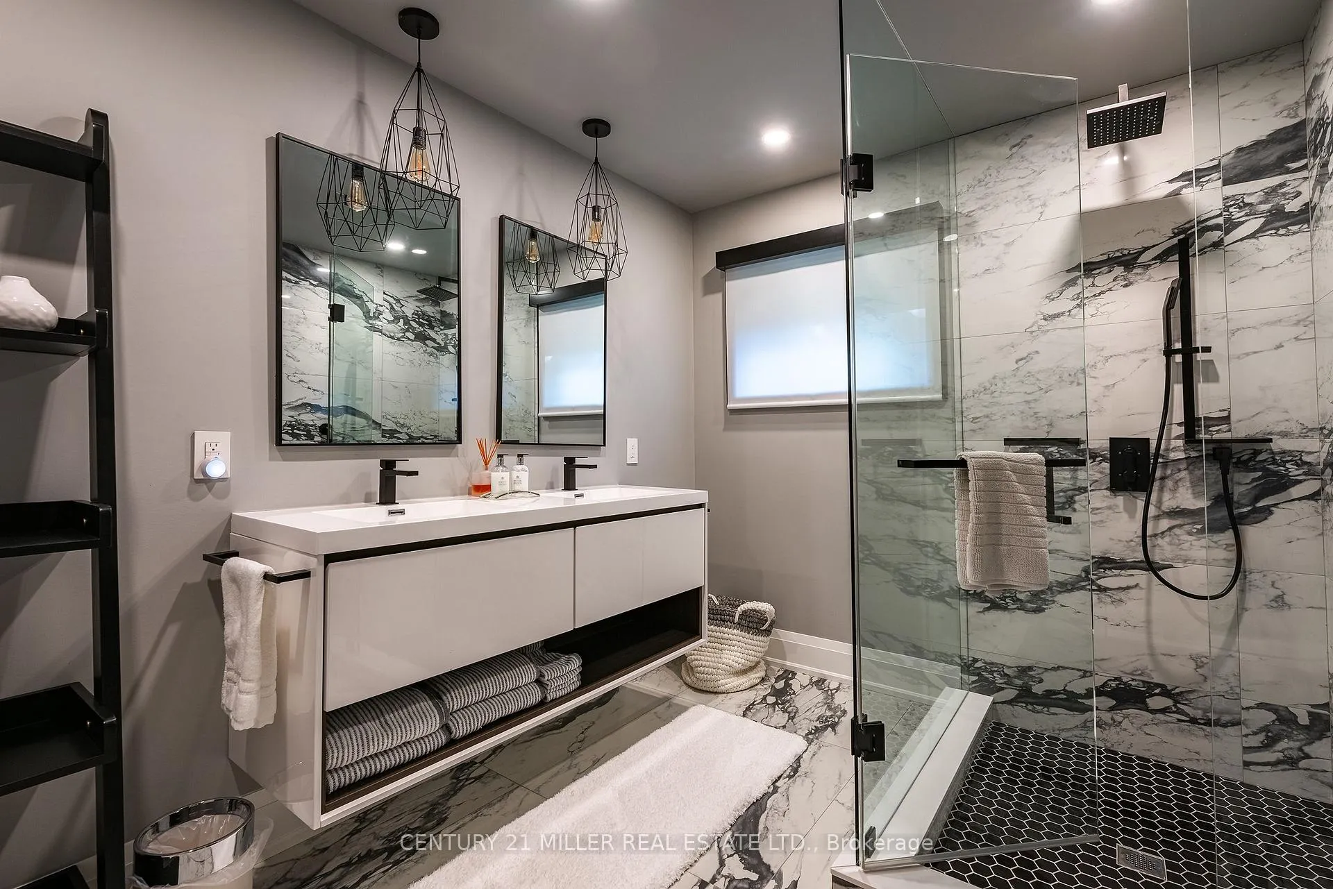 Photo 40 of 121 Edgecliffe Place, Burlington, Appleby — HOMEH