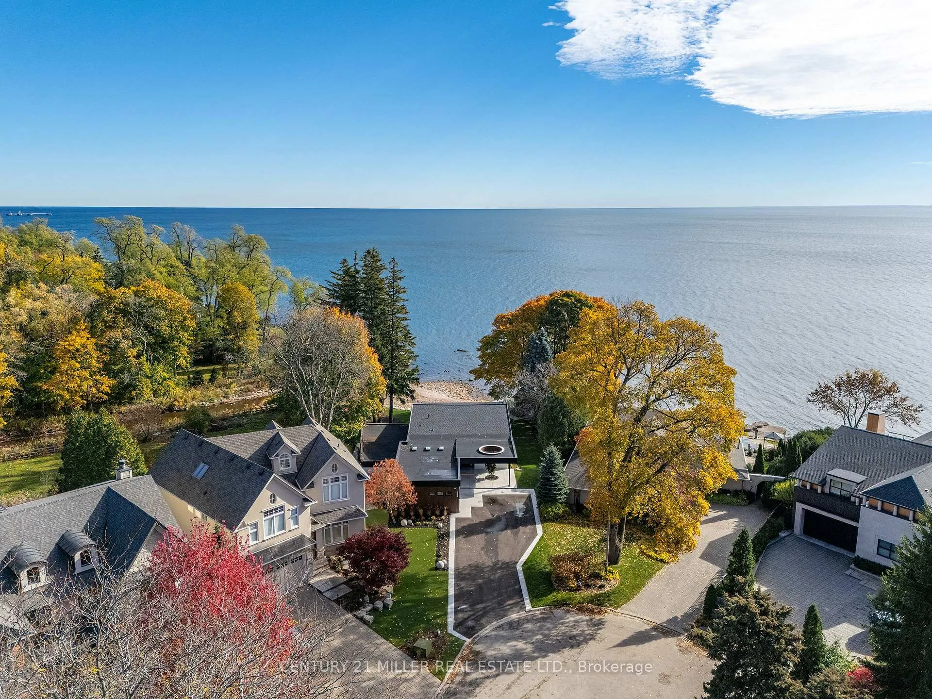 Photo 46 of 121 Edgecliffe Place, Burlington, Appleby — HOMEH