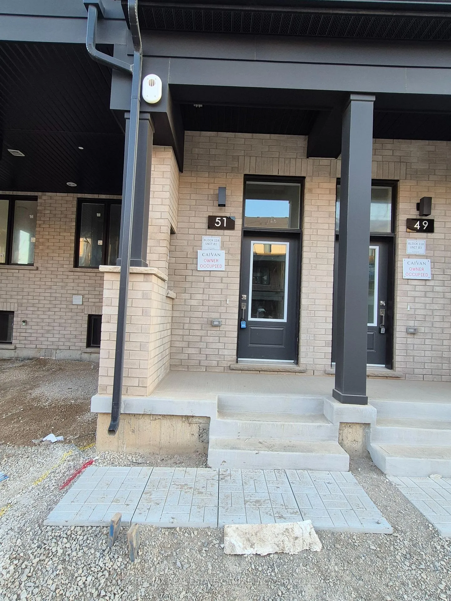 Photo 2 of 51 Thornbird Crescent, Brampton, Northwest Brampton — HOMEH