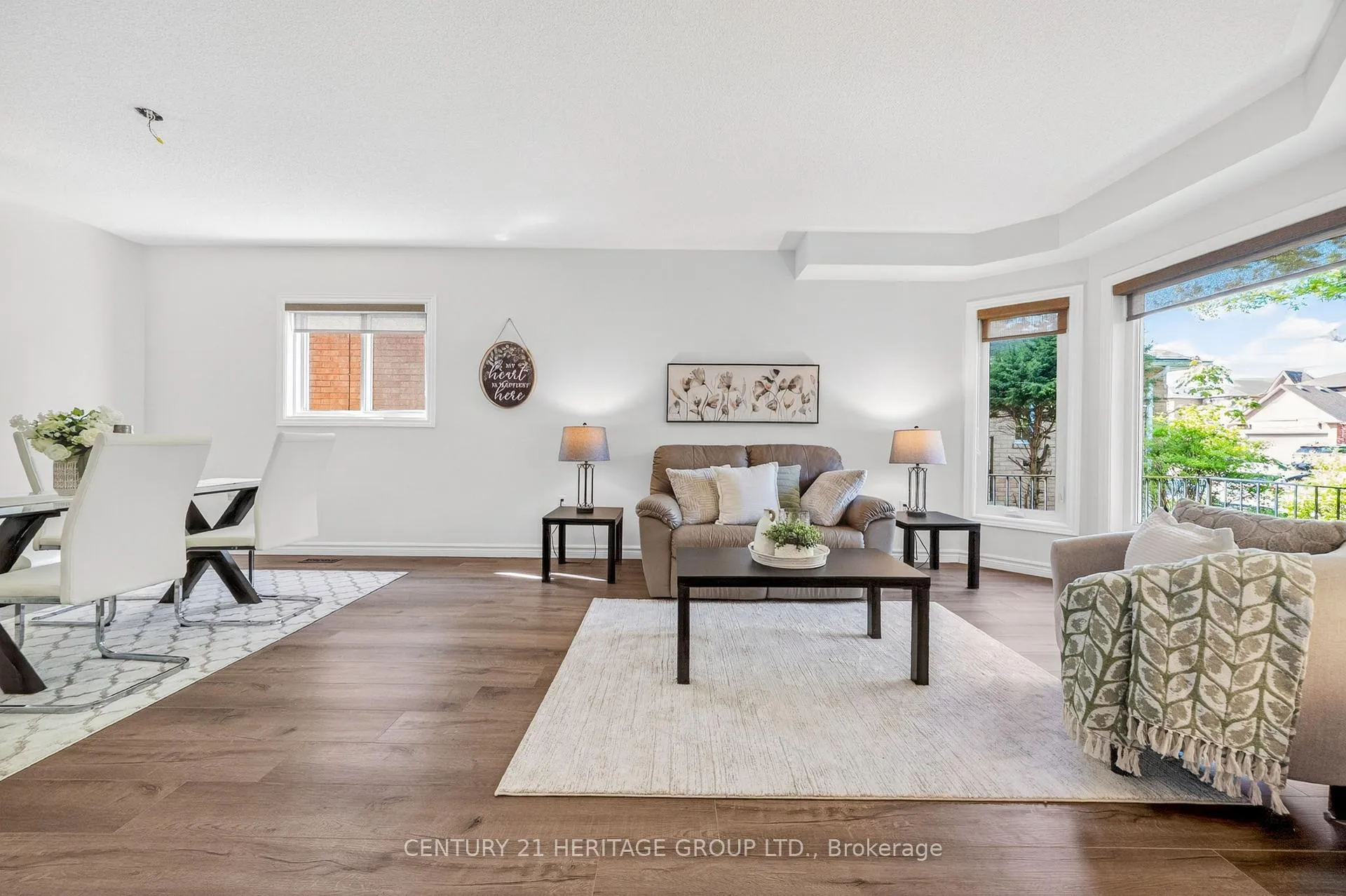 Photo 11 of 403 Bartholomew Drive, Newmarket, Summerhill Estates — HOMEH