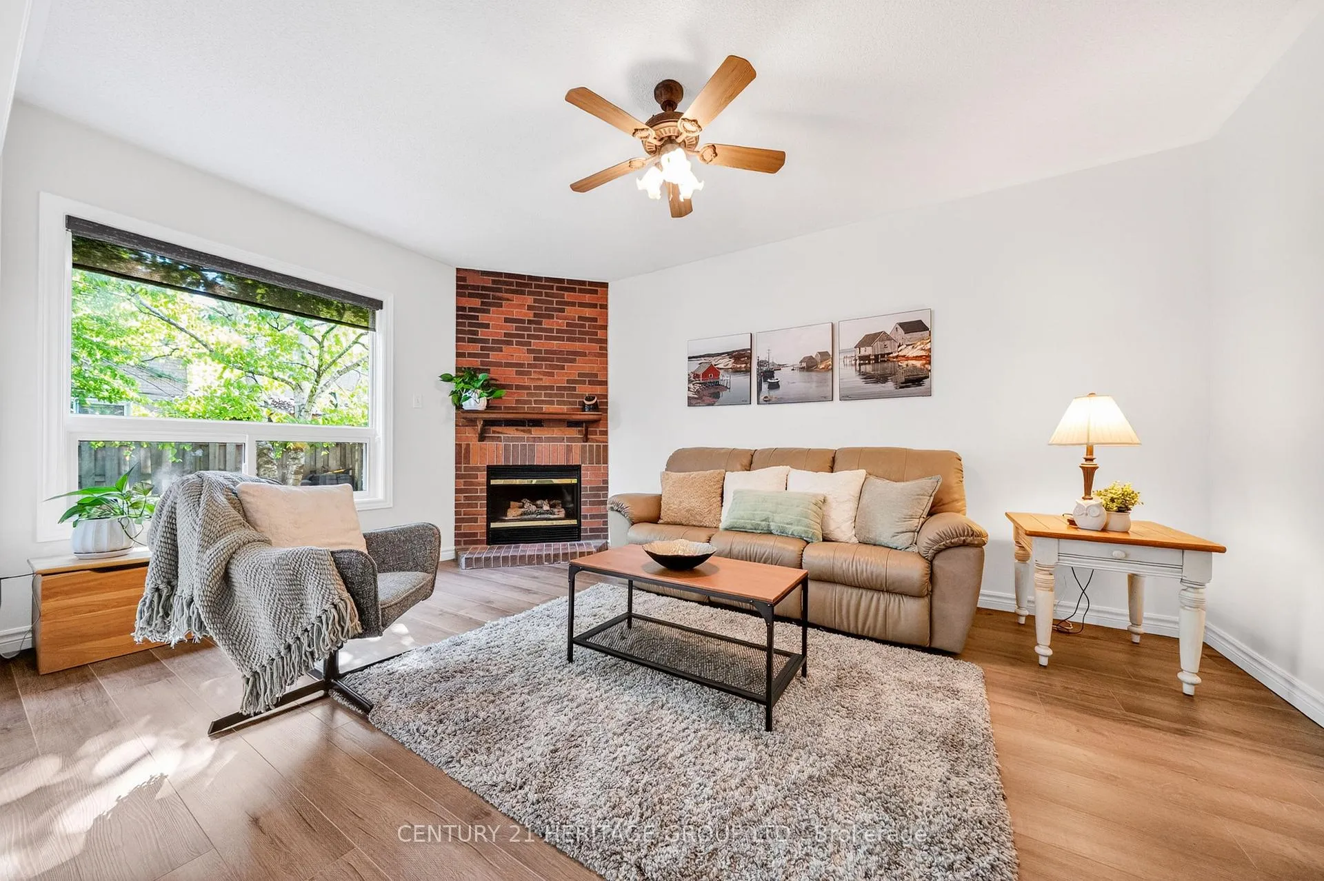 Photo 17 of 403 Bartholomew Drive, Newmarket, Summerhill Estates — HOMEH