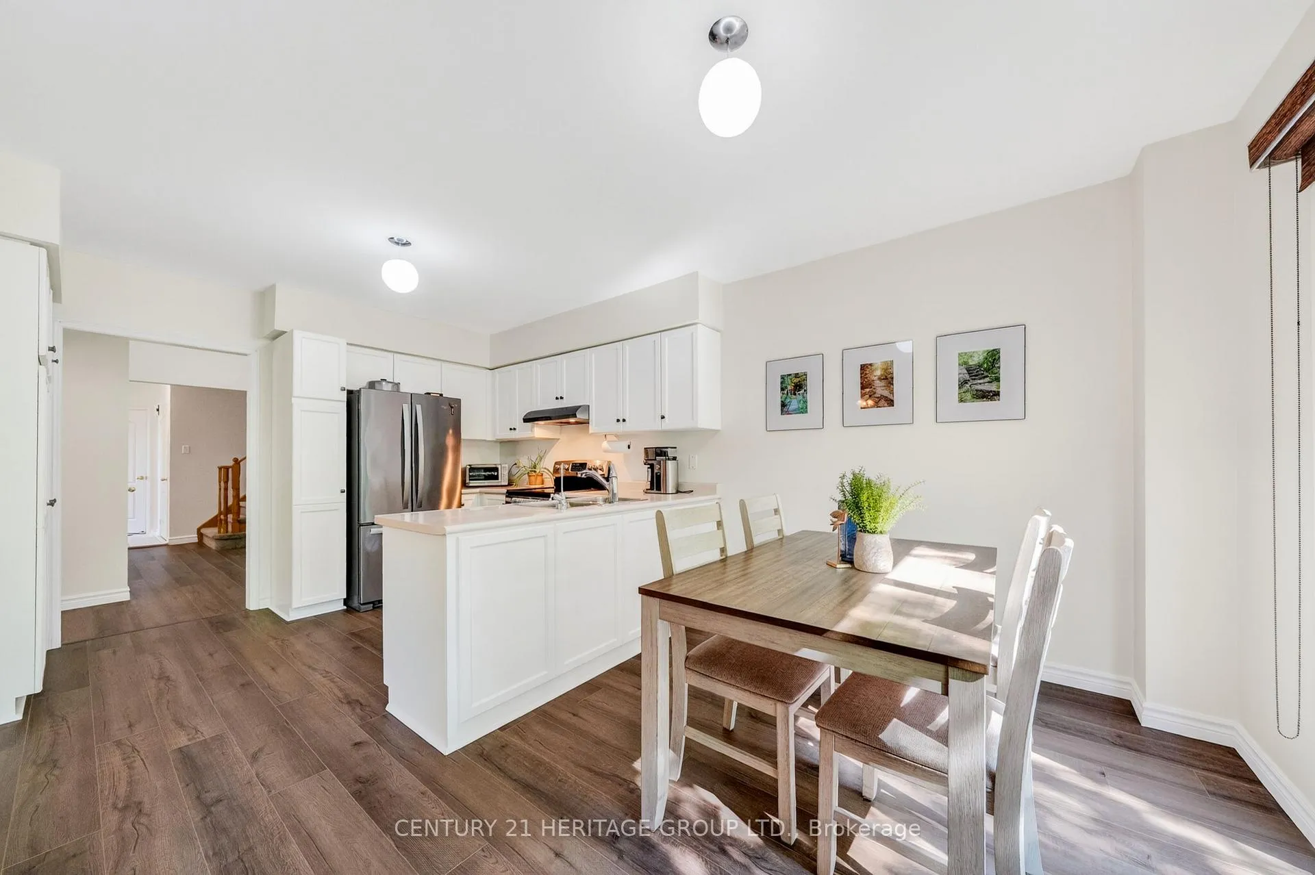 Photo 21 of 403 Bartholomew Drive, Newmarket, Summerhill Estates — HOMEH