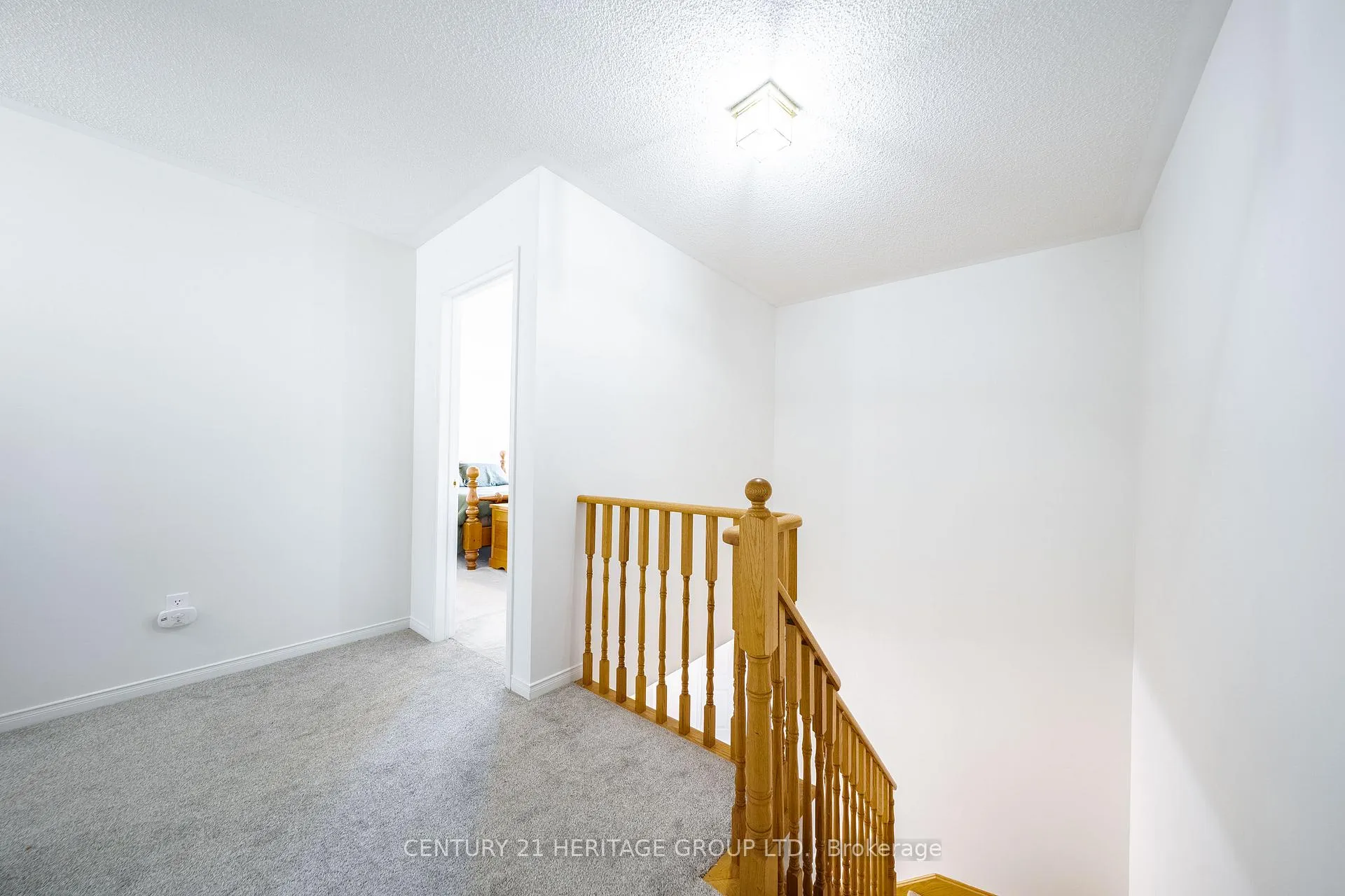 Photo 23 of 403 Bartholomew Drive, Newmarket, Summerhill Estates — HOMEH